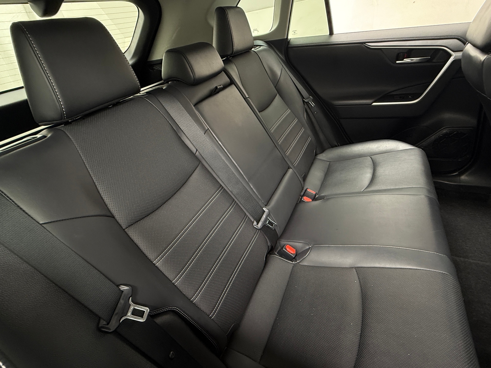 Thumbnail: 2022 Toyota RAV4 - 5