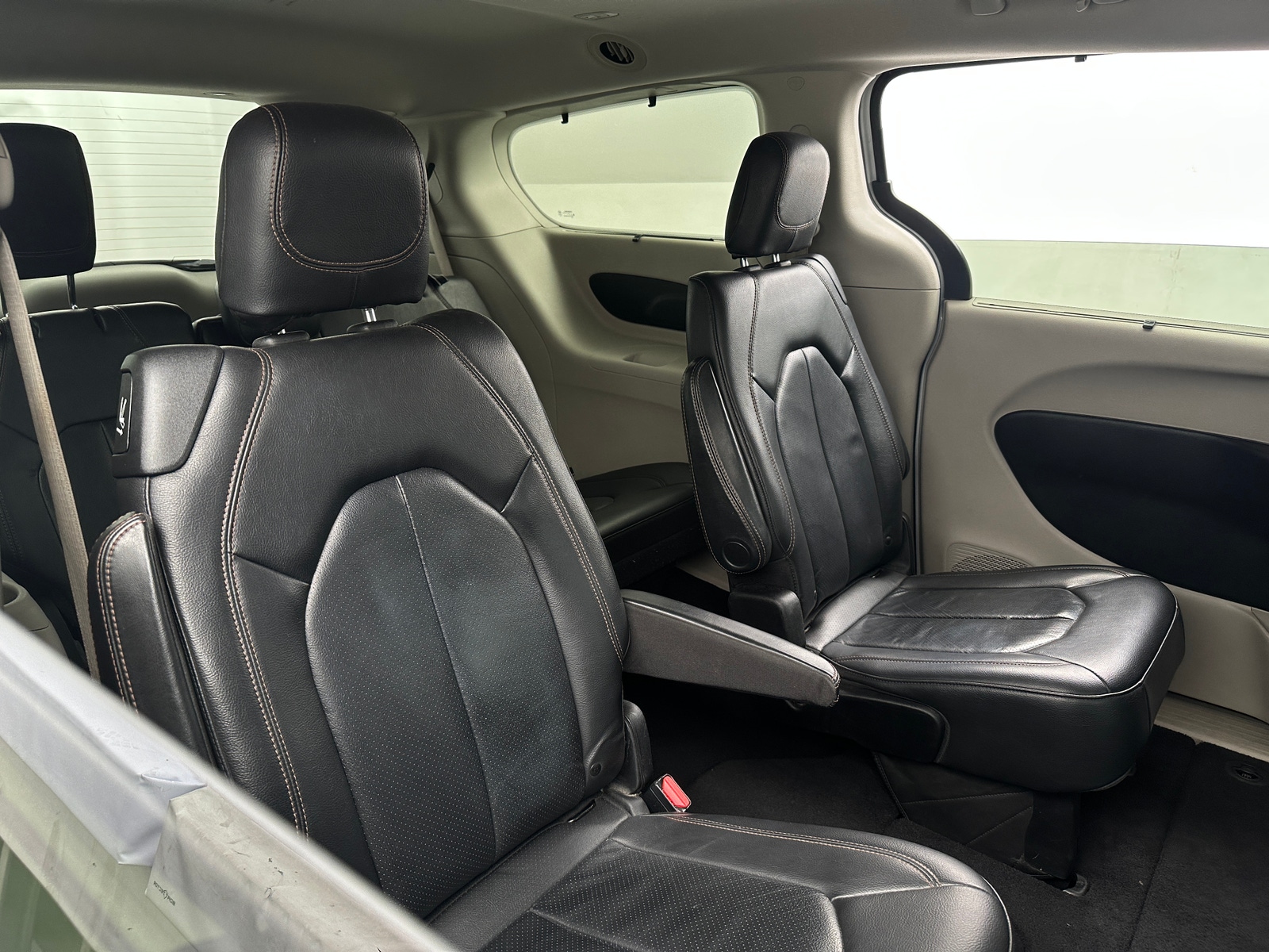 Thumbnail: 2020 Chrysler Pacifica - 5