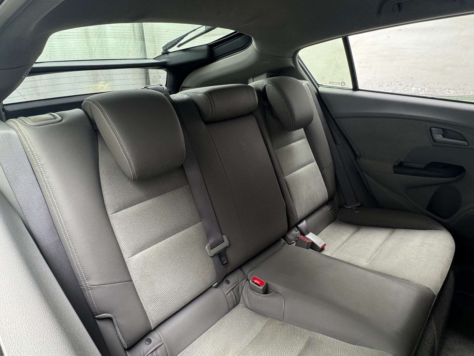 Thumbnail: 2012 Honda Insight - 6