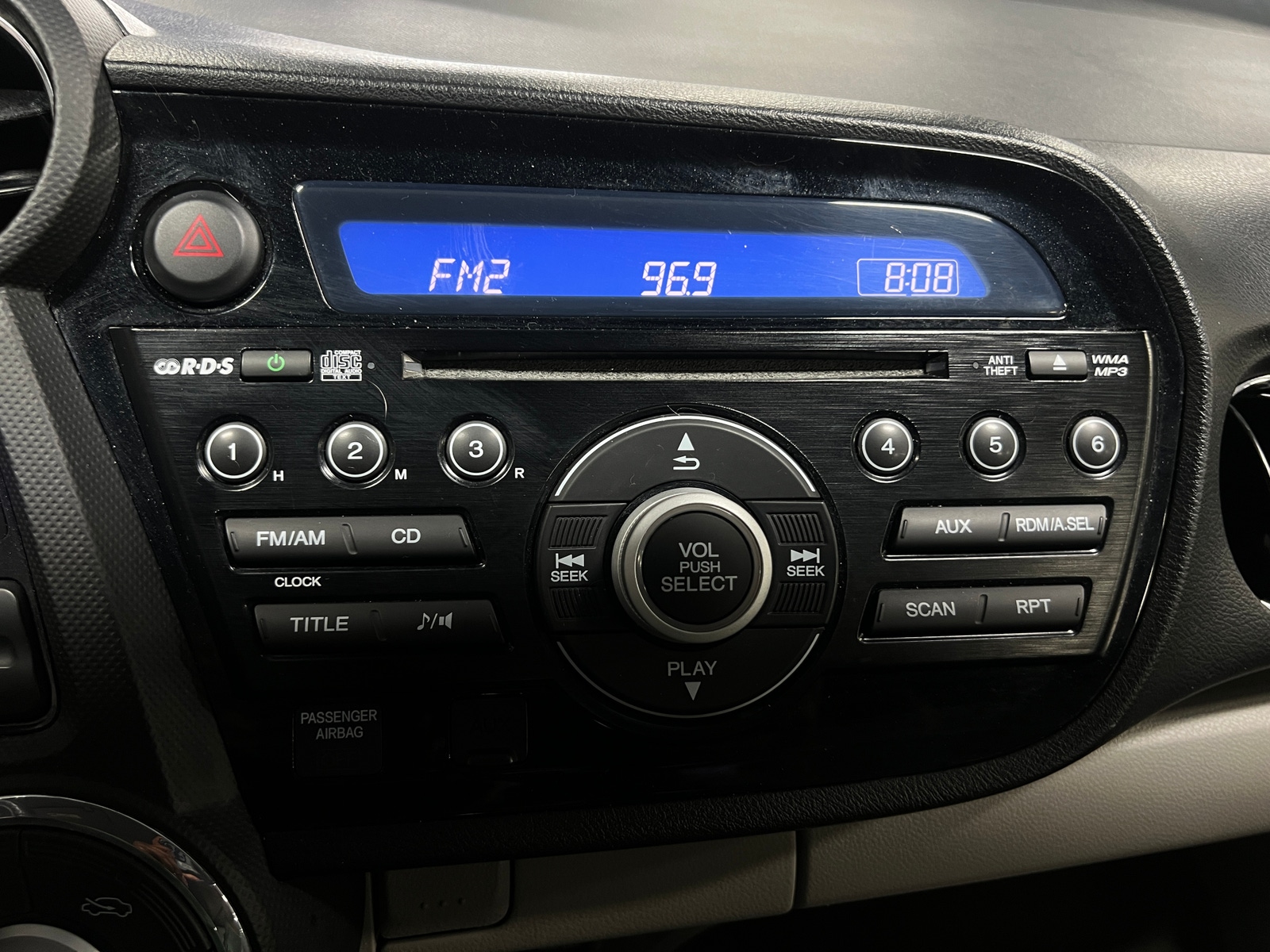 Thumbnail: 2012 Honda Insight - 4