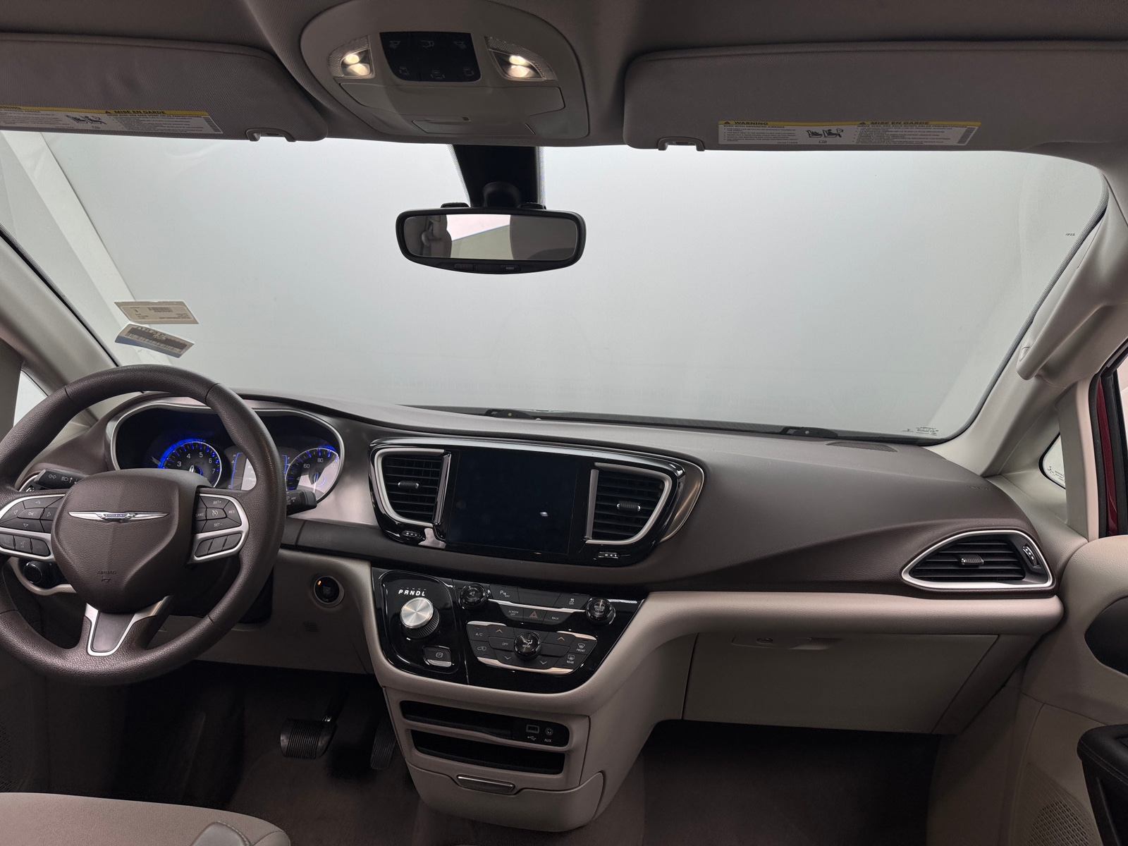 Thumbnail: 2017 Chrysler Pacifica - 3