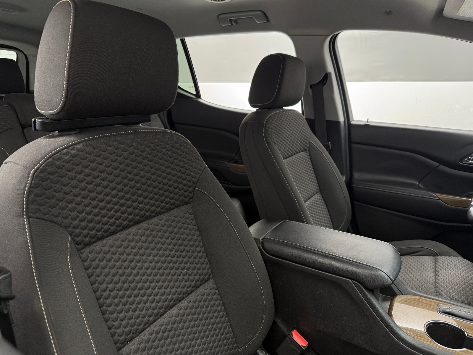 Thumbnail: 2018 GMC Acadia - 2