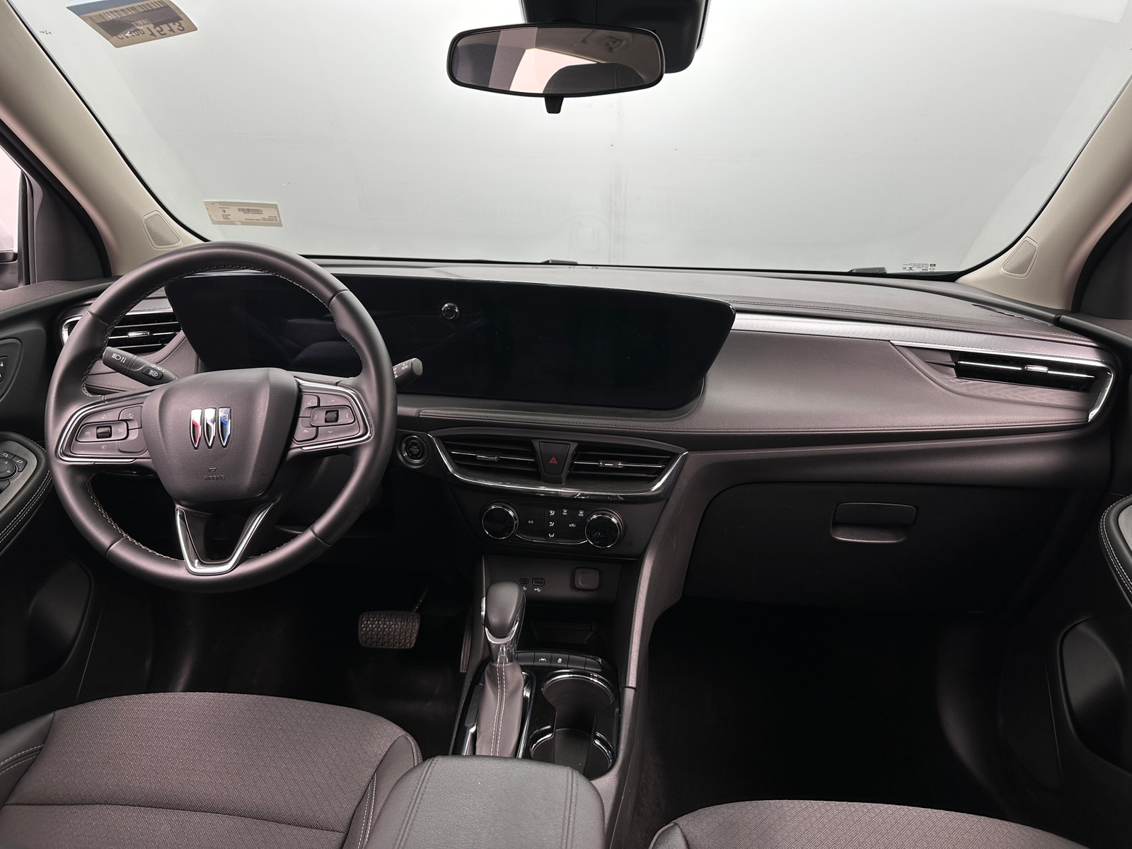 Thumbnail: 2025 Buick Encore GX - 2