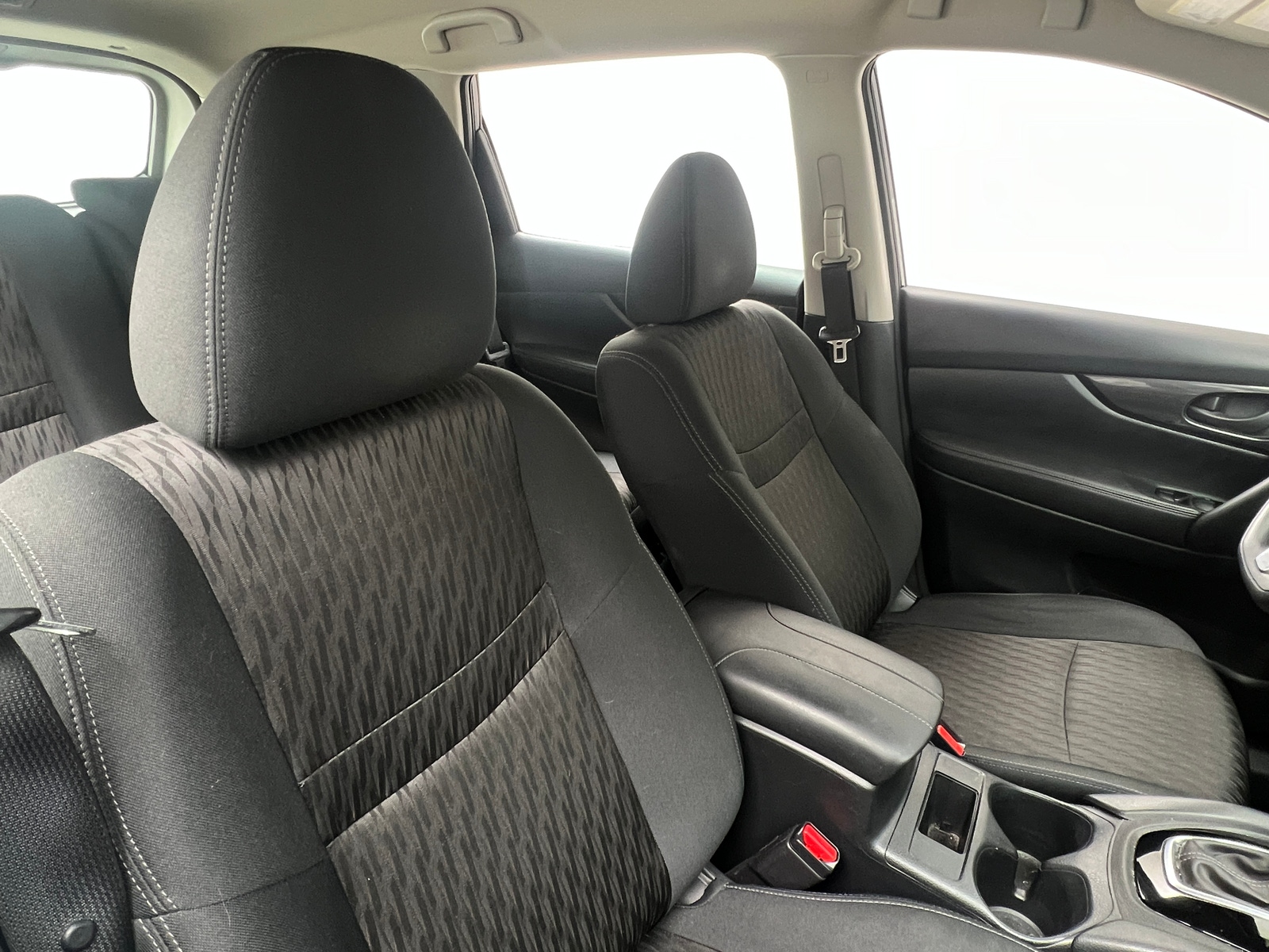 Thumbnail: 2020 Nissan Rogue - 2