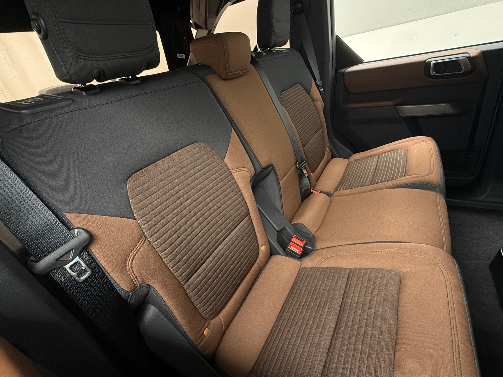 Thumbnail: 2021 Ford Bronco - 6