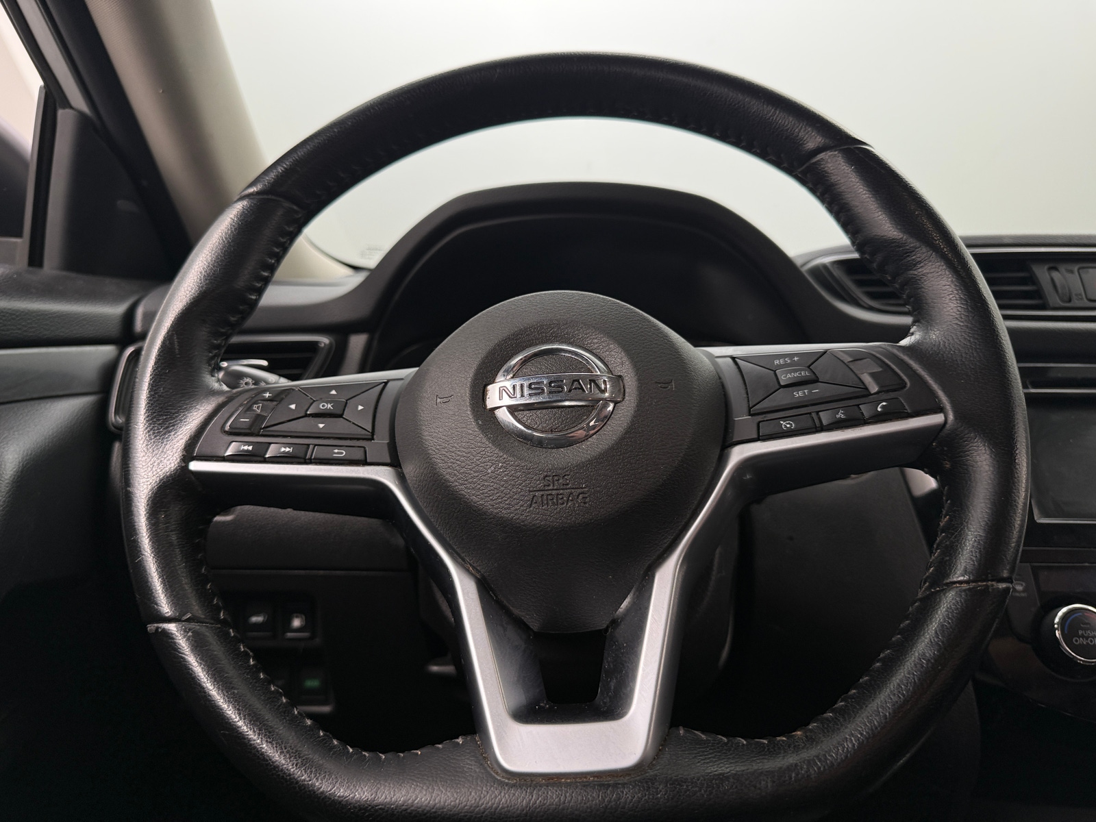 Thumbnail: 2020 Nissan Rogue - 5