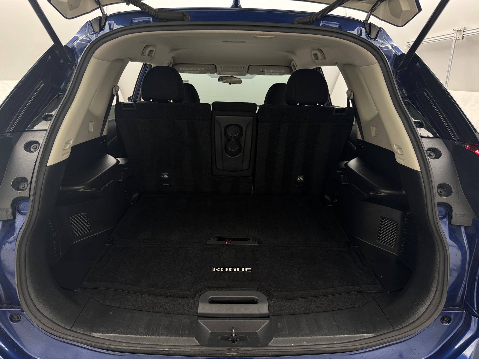 Thumbnail: 2018 Nissan Rogue - 7