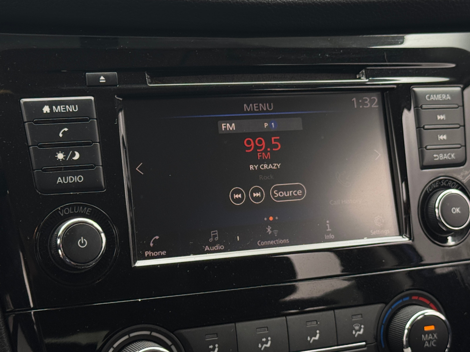 Thumbnail: 2018 Nissan Rogue - 4