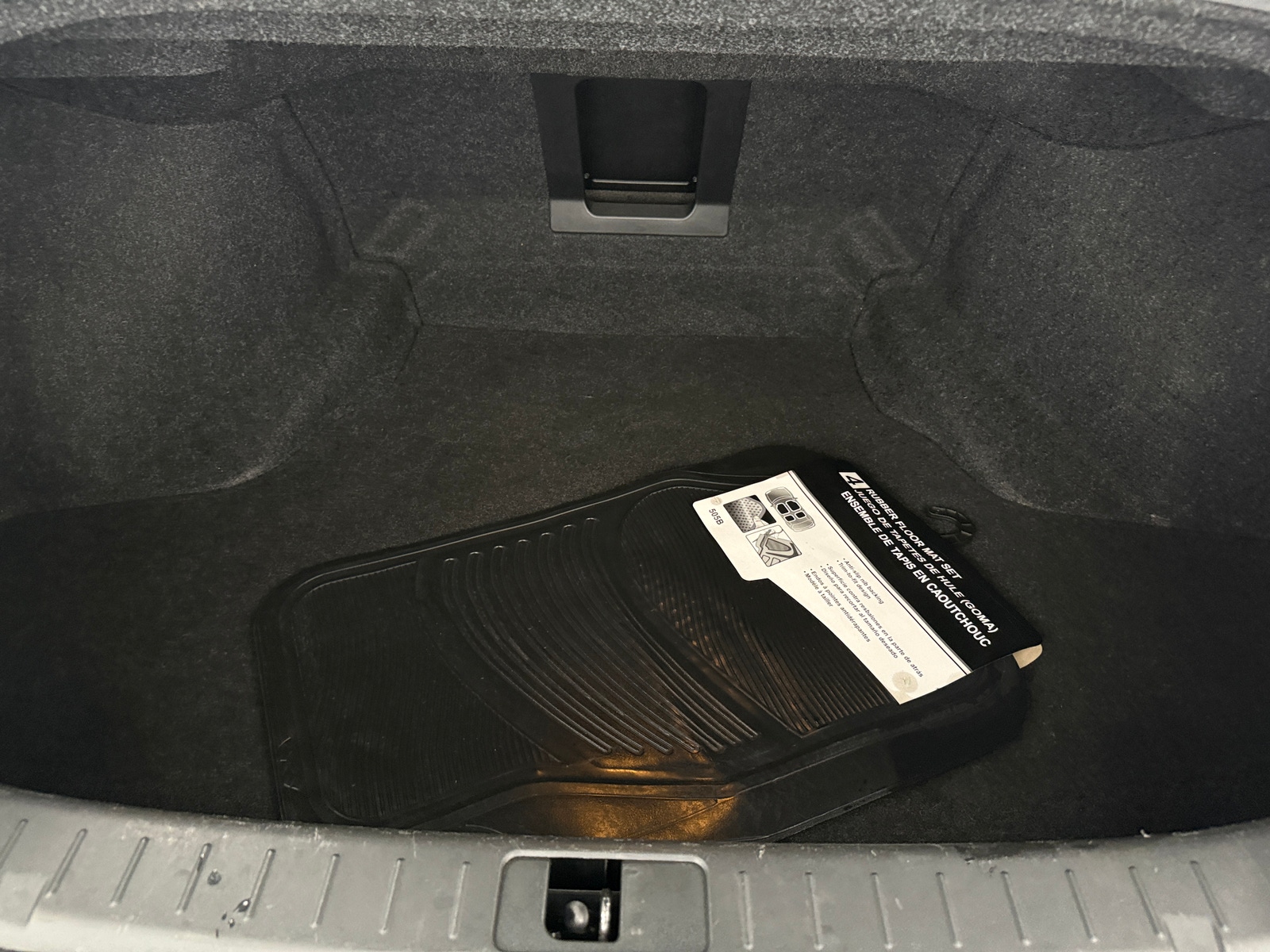 Thumbnail: 2018 INFINITI Q70 - 6