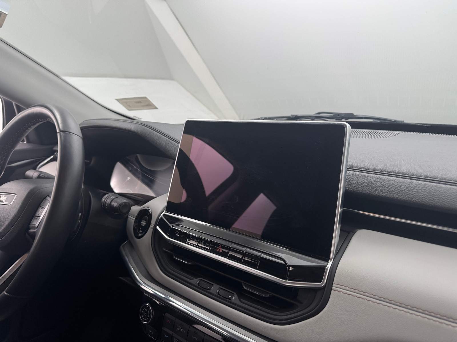 Thumbnail: 2022 Jeep Compass - 3