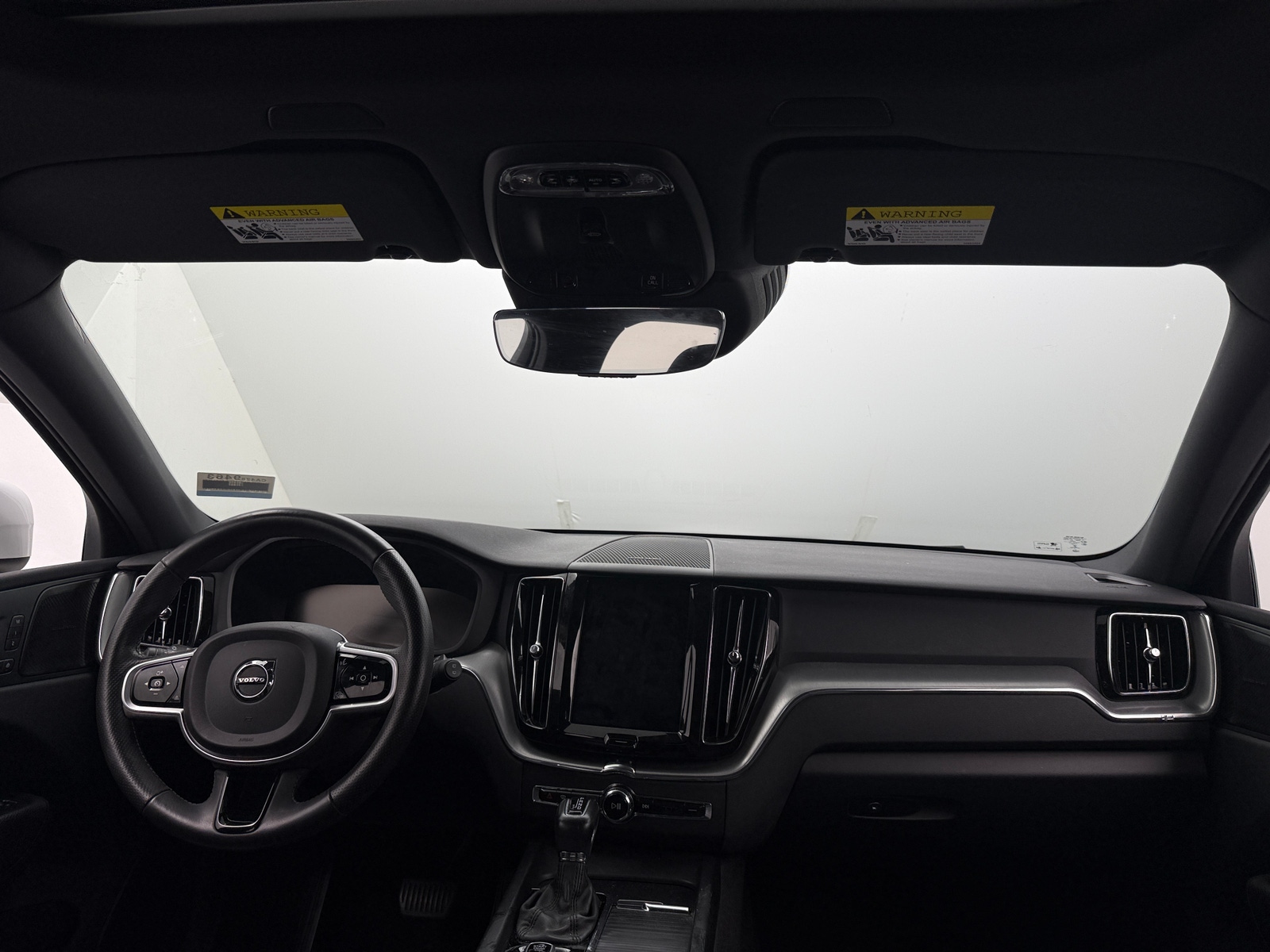 Thumbnail: 2019 Volvo XC60 - 2
