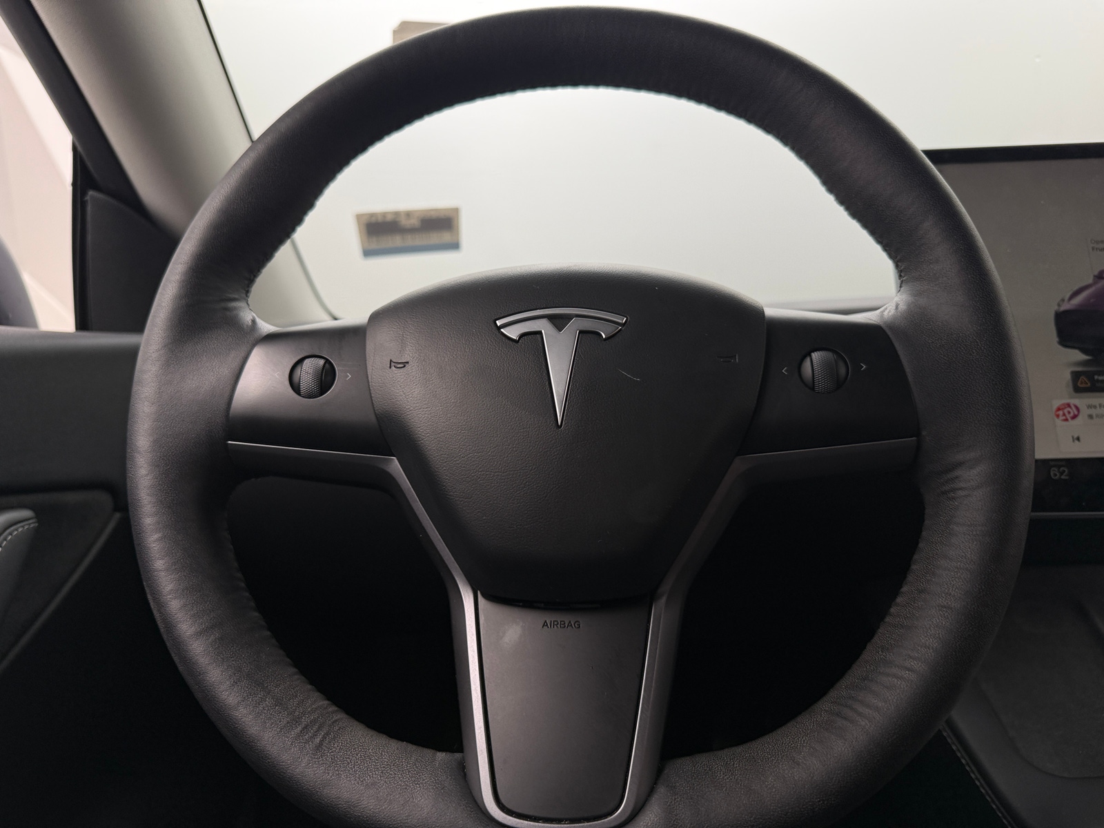Thumbnail: 2022 Tesla Model Y - 4