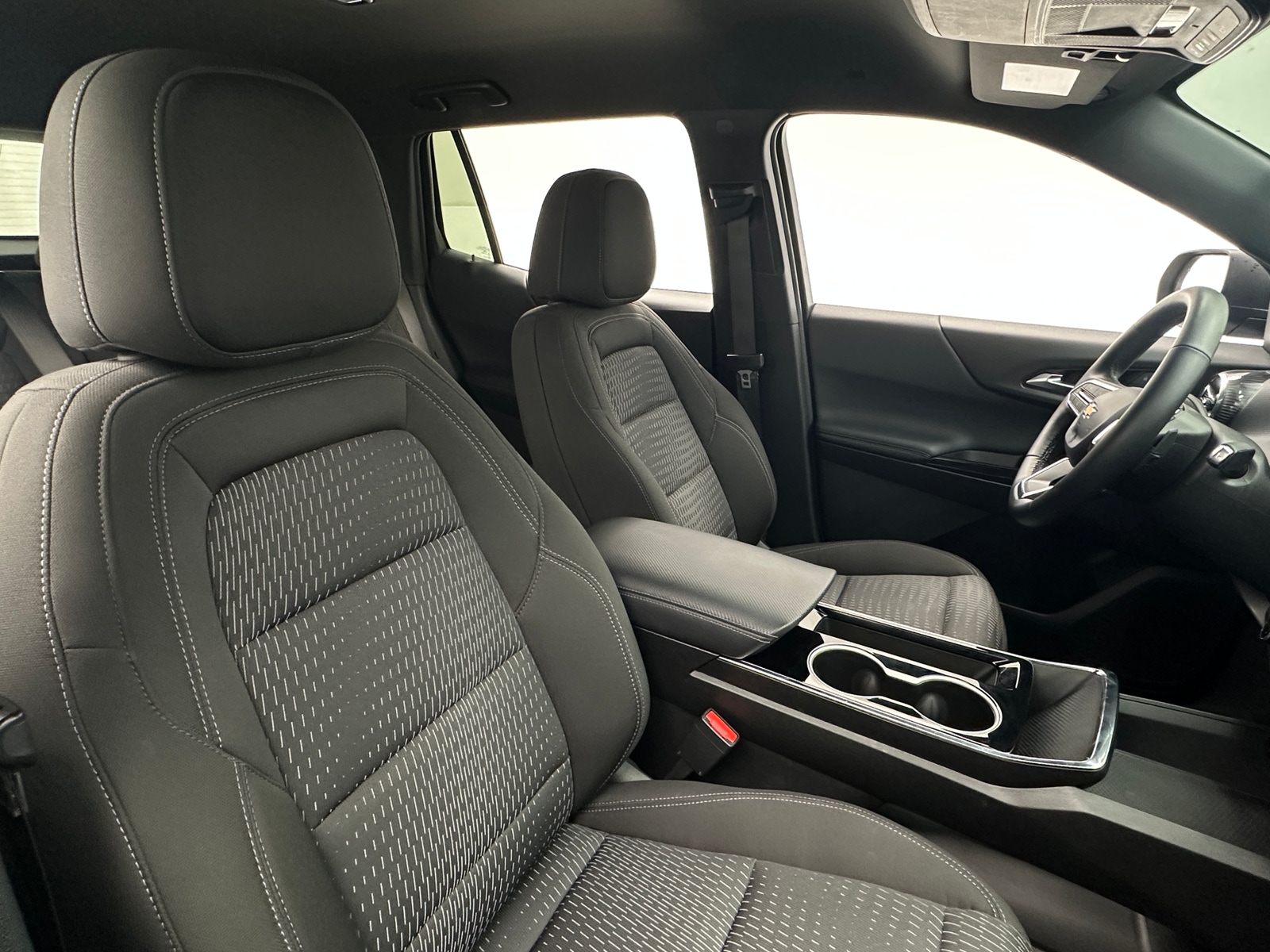 Thumbnail: 2025 Chevrolet Equinox - 2