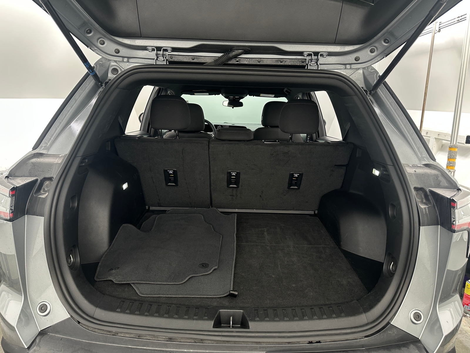 Thumbnail: 2025 Chevrolet Equinox - 7