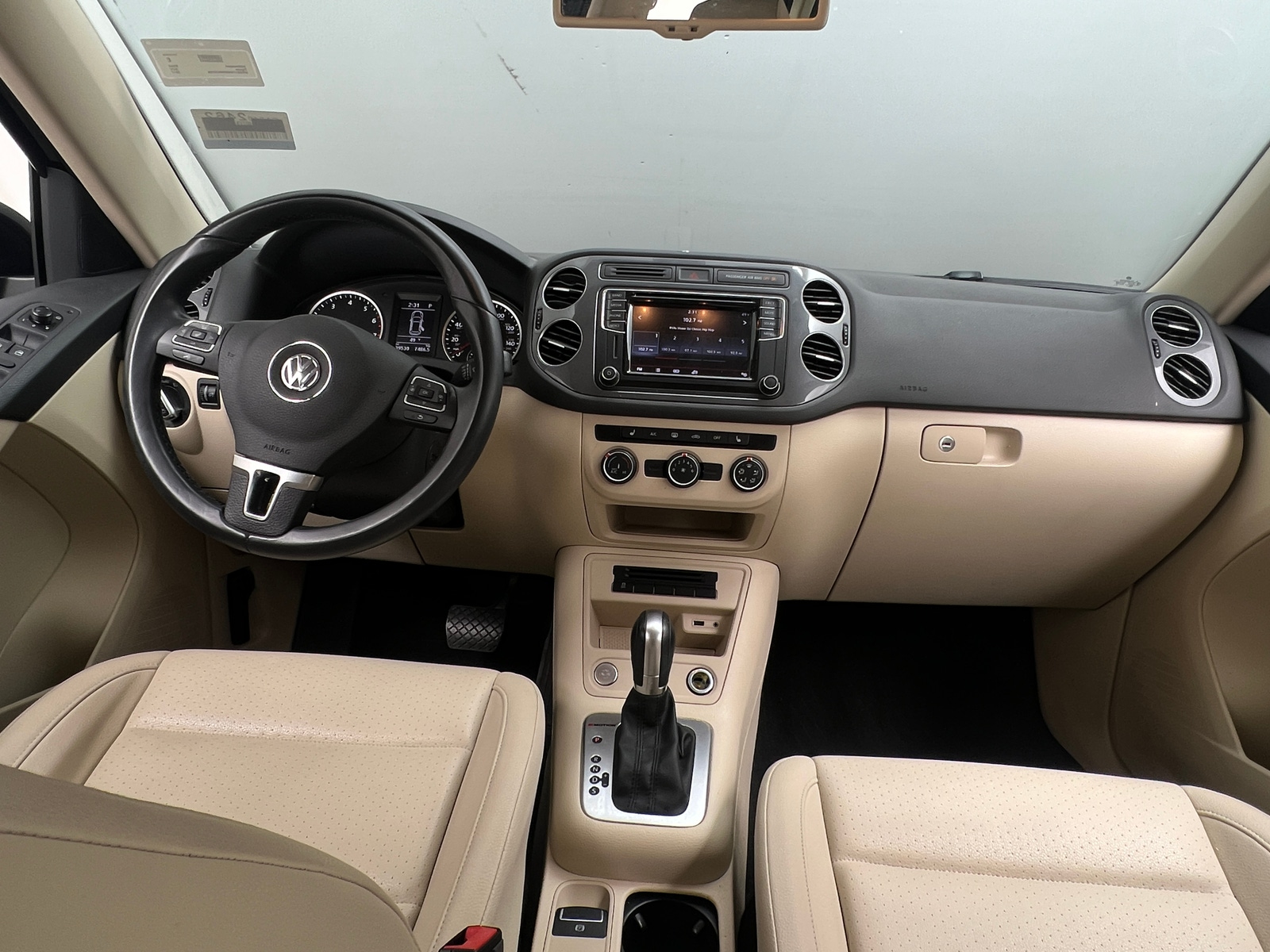 Thumbnail: 2017 Volkswagen Tiguan - 2