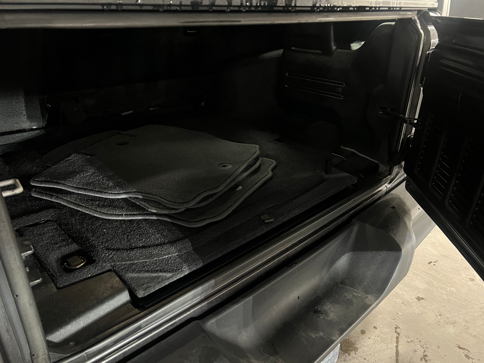 Thumbnail: 2018 Jeep Wrangler - 7