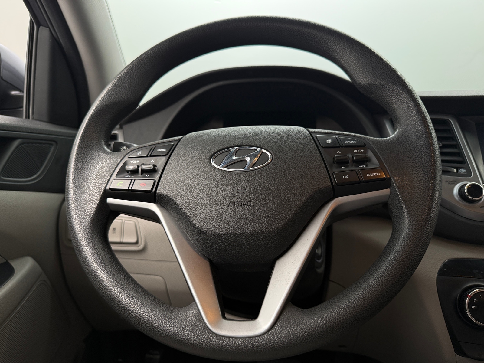 Thumbnail: 2018 Hyundai Tucson - 5