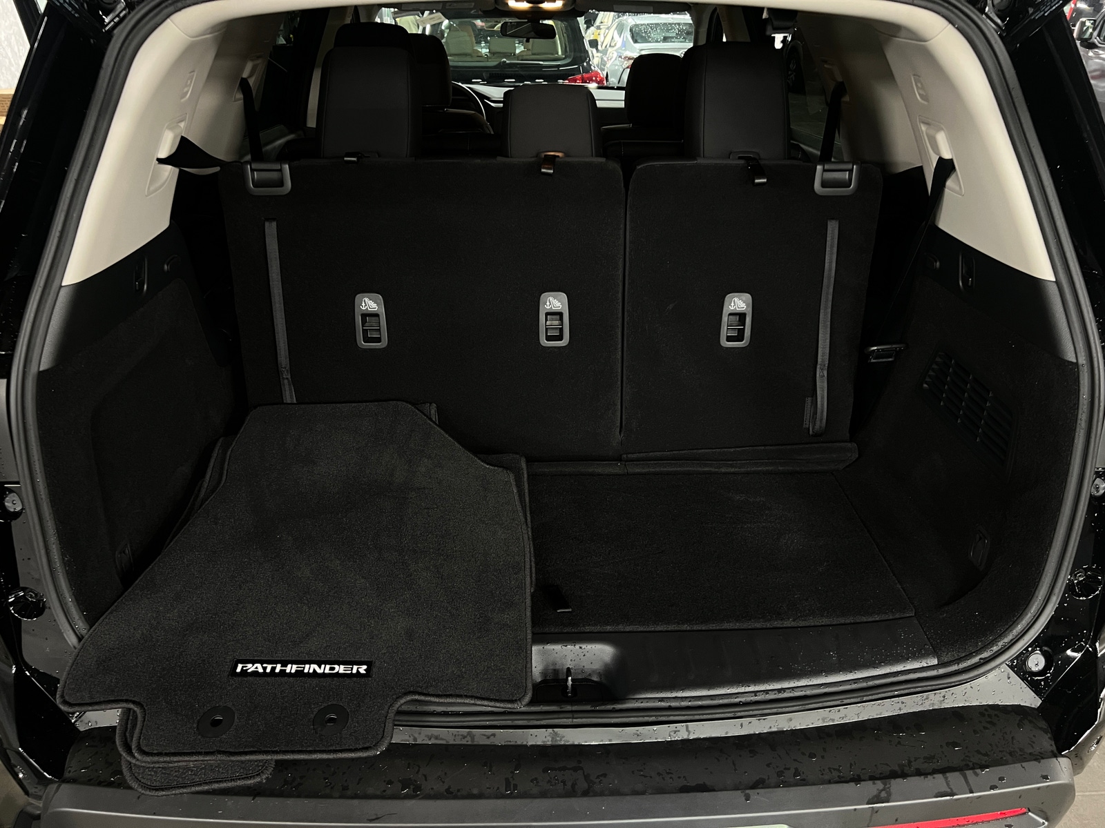 Thumbnail: 2025 Nissan Pathfinder - 7