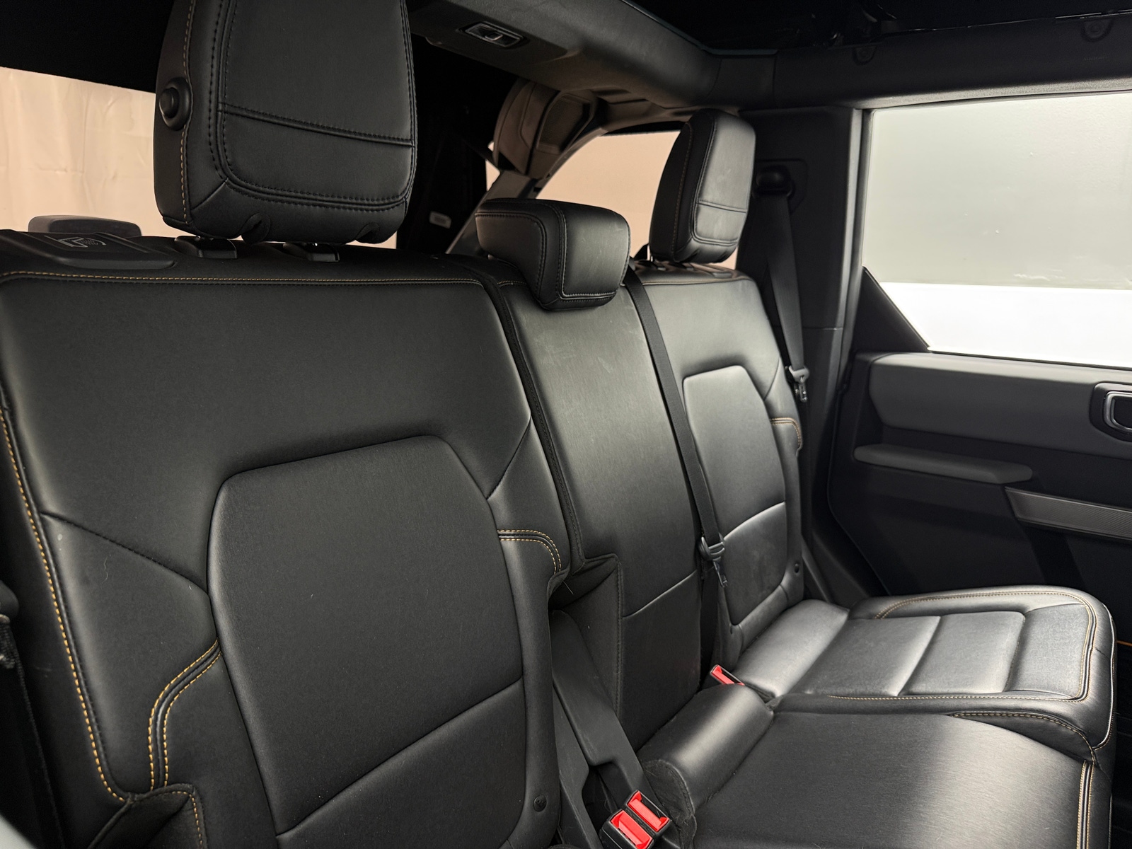 Thumbnail: 2021 Ford Bronco - 6