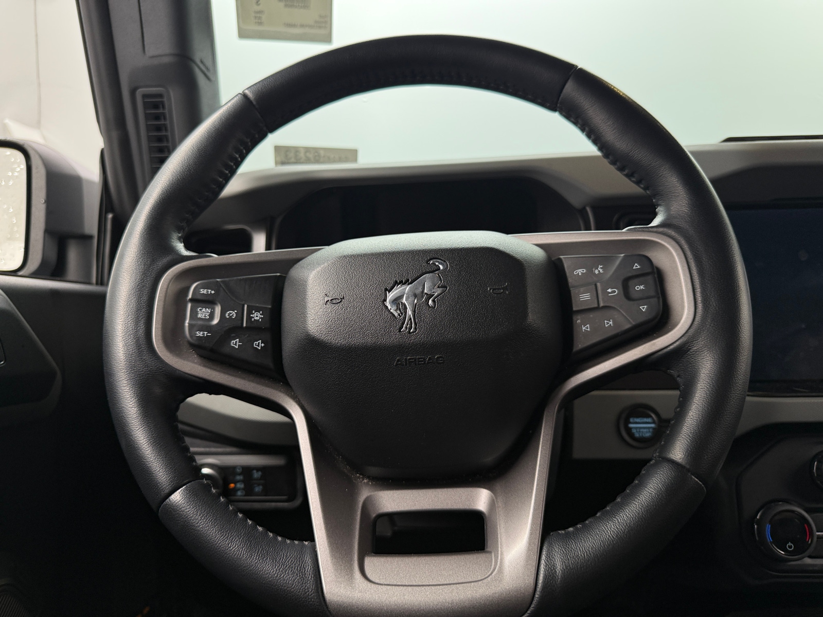 Thumbnail: 2021 Ford Bronco - 5