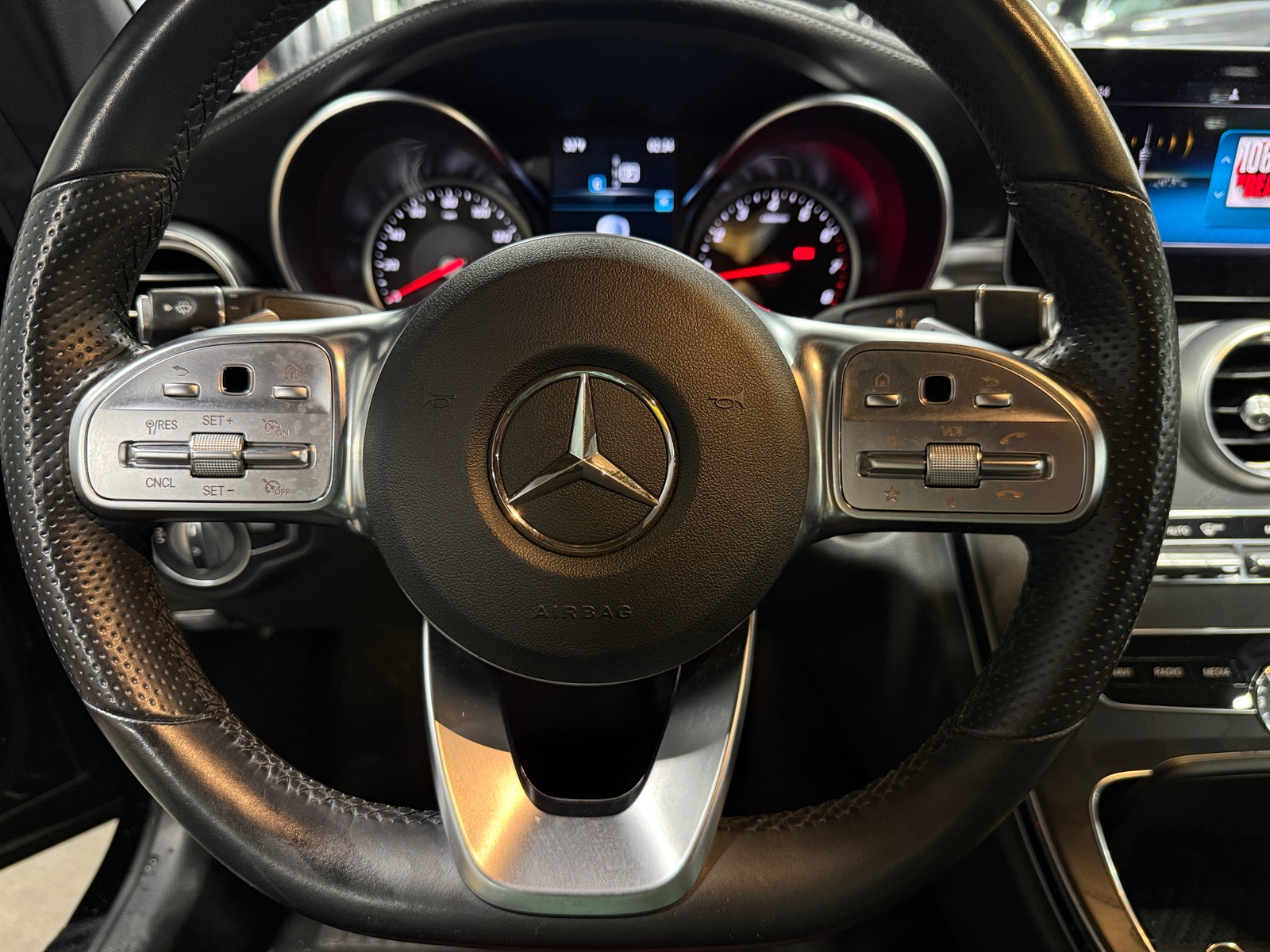 Thumbnail: 2020 Mercedes-Benz C-Class - 4