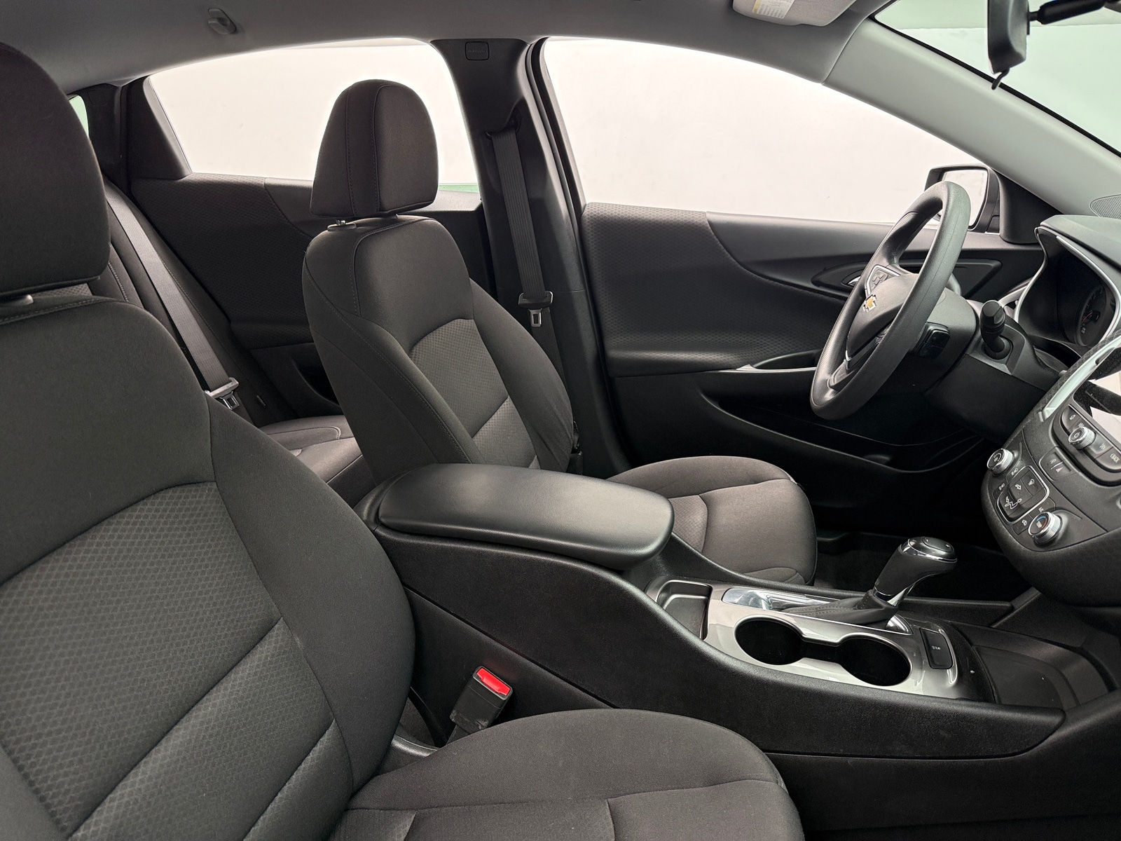 Thumbnail: 2020 Chevrolet Malibu - 2