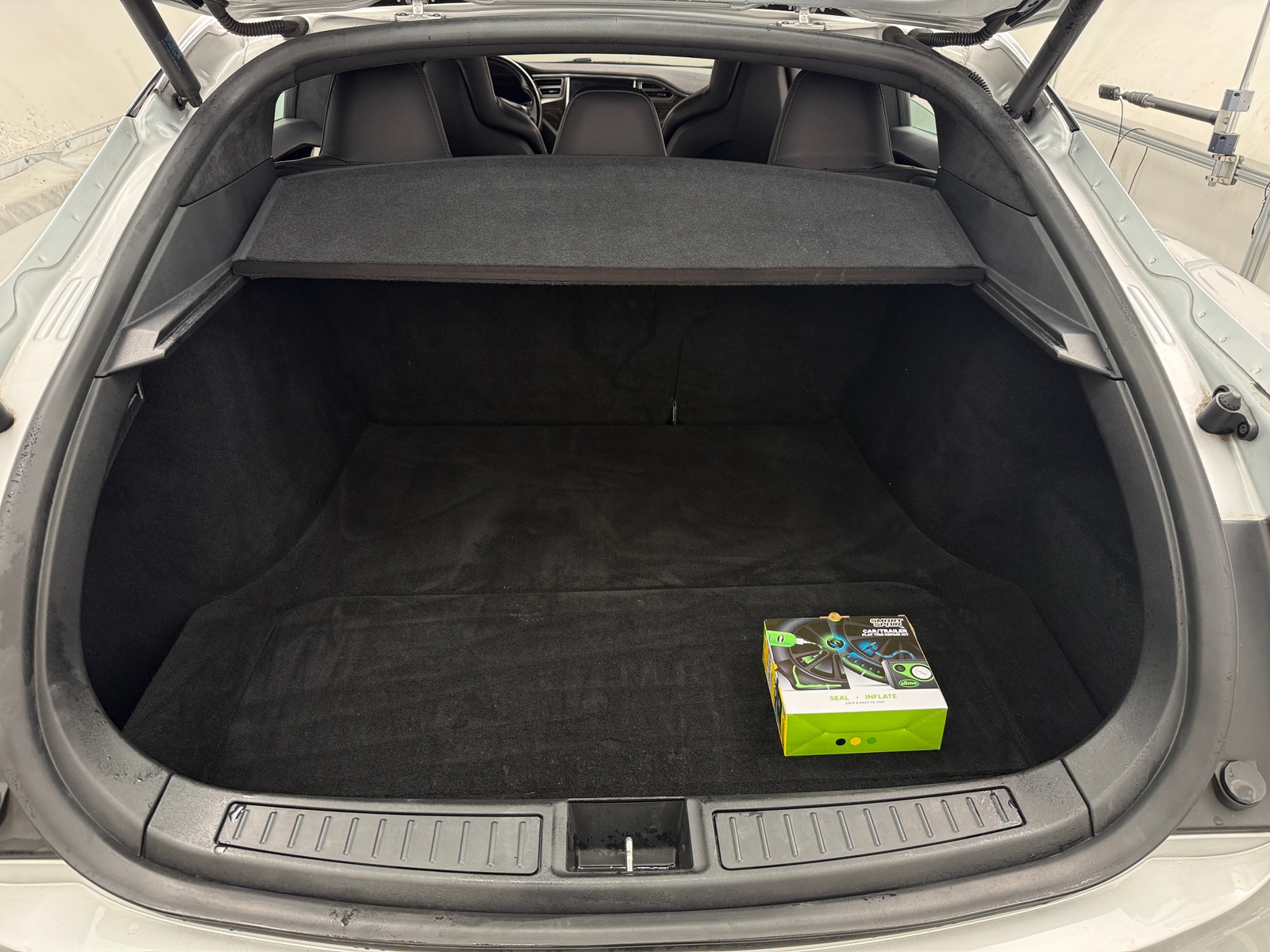 Thumbnail: 2015 Tesla Model S - 6