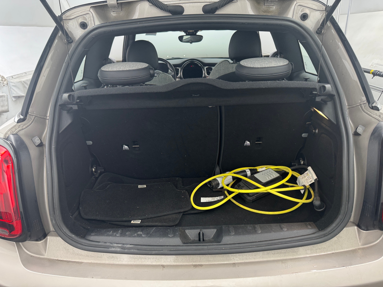 Thumbnail: 2022 MINI Cooper Hardtop - 6