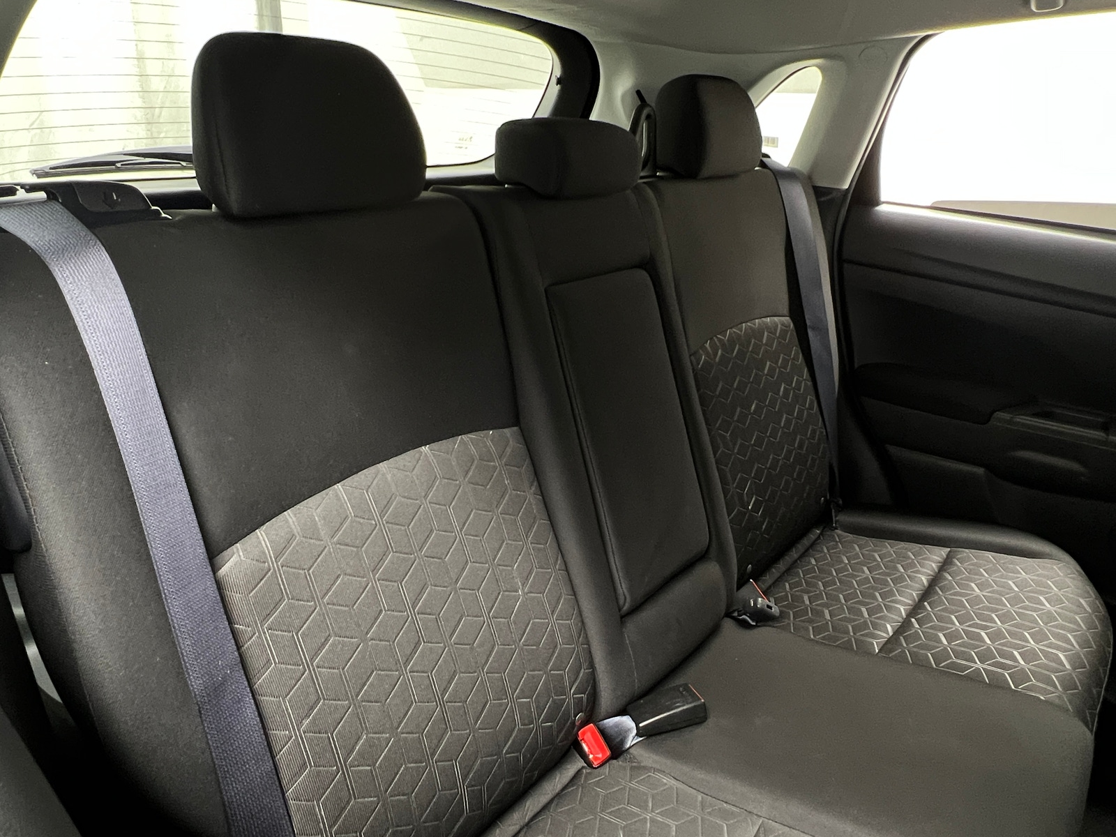 Thumbnail: 2021 Mitsubishi Outlander Sport - 6