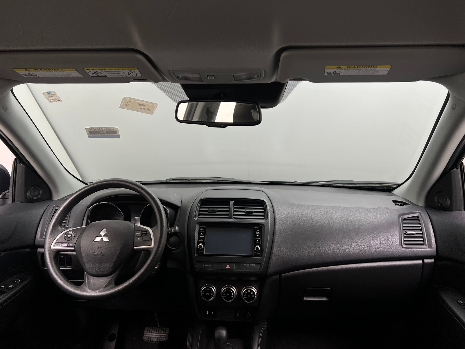 Thumbnail: 2021 Mitsubishi Outlander Sport - 3