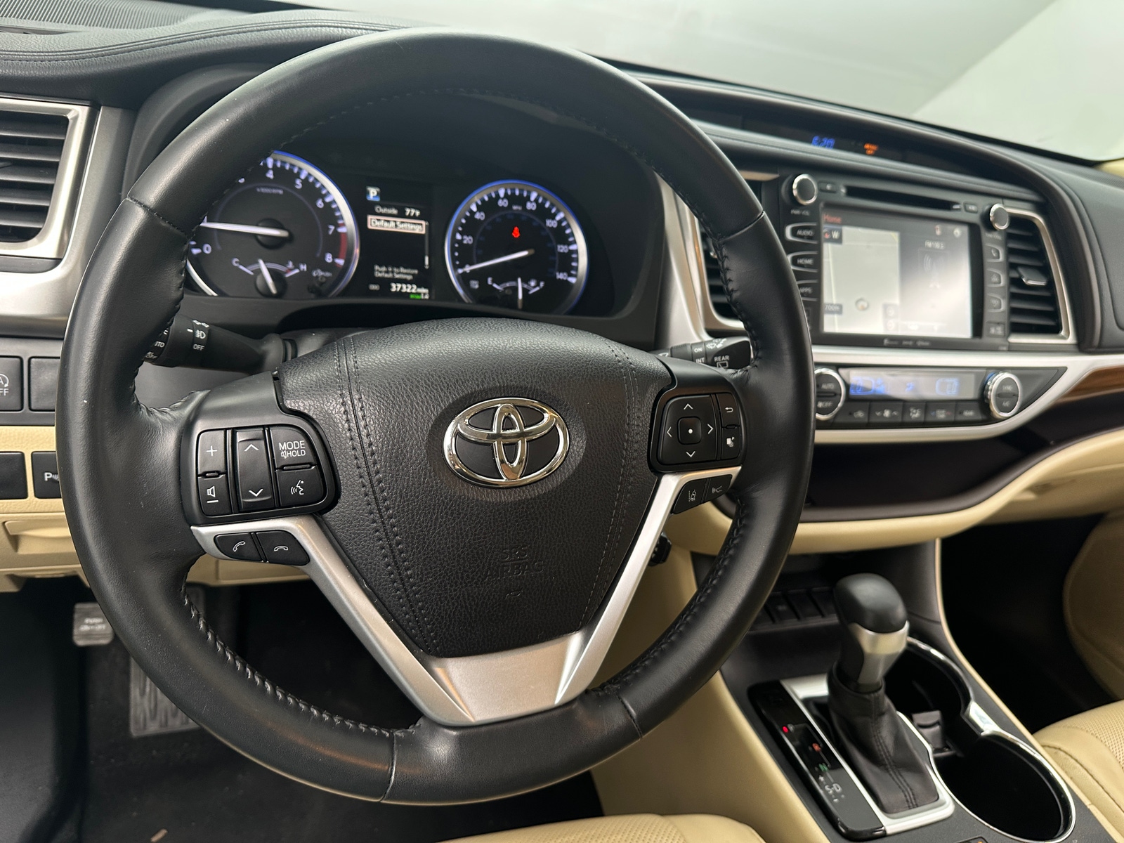 Thumbnail: 2018 Toyota Highlander - 4