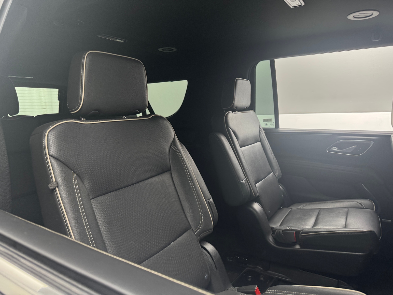 Thumbnail: 2023 Chevrolet Suburban - 5