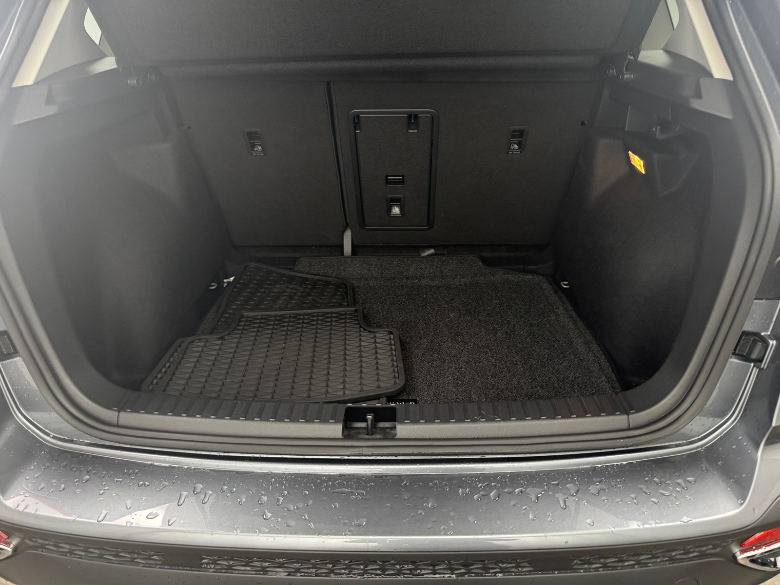 Thumbnail: 2022 Volkswagen Taos - 6