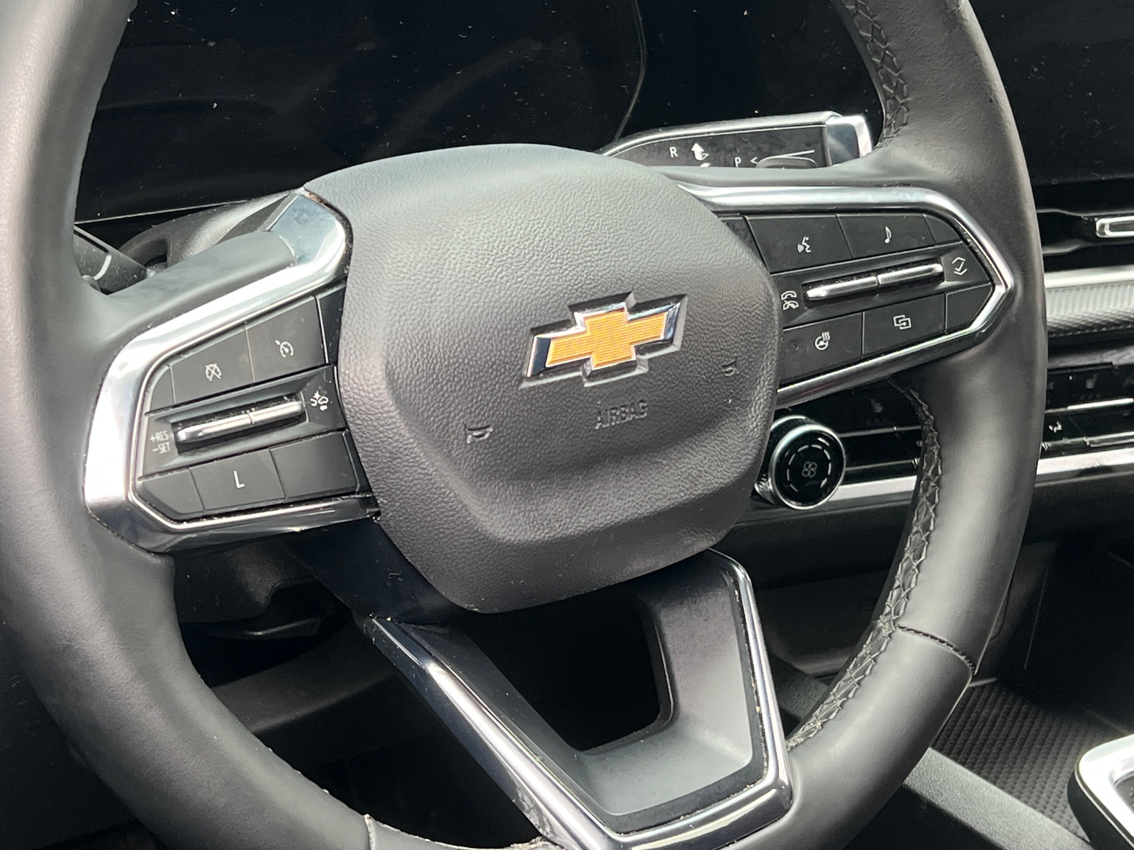 Thumbnail: 2025 Chevrolet Equinox - 5