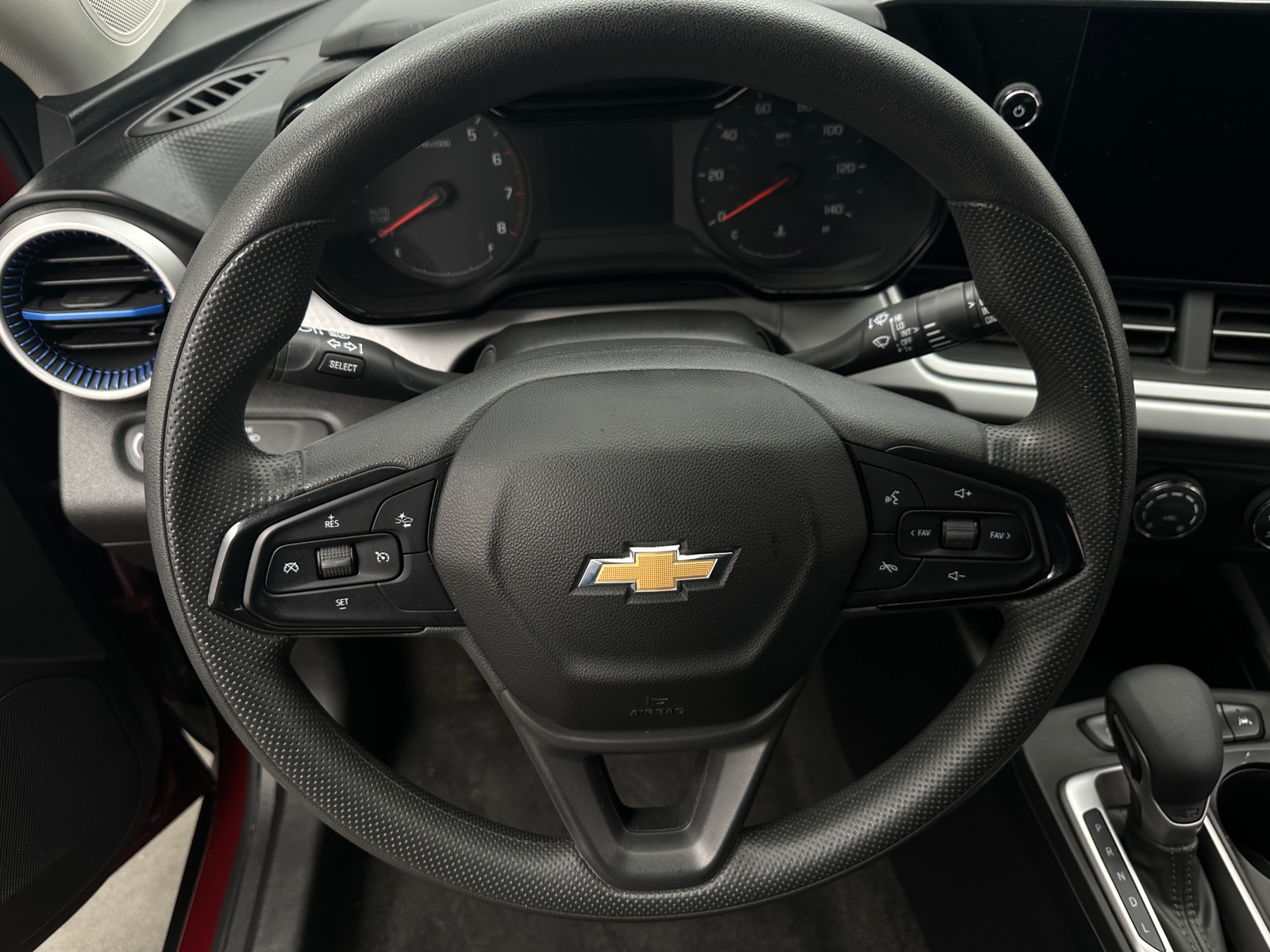 Thumbnail: 2024 Chevrolet Trax - 5