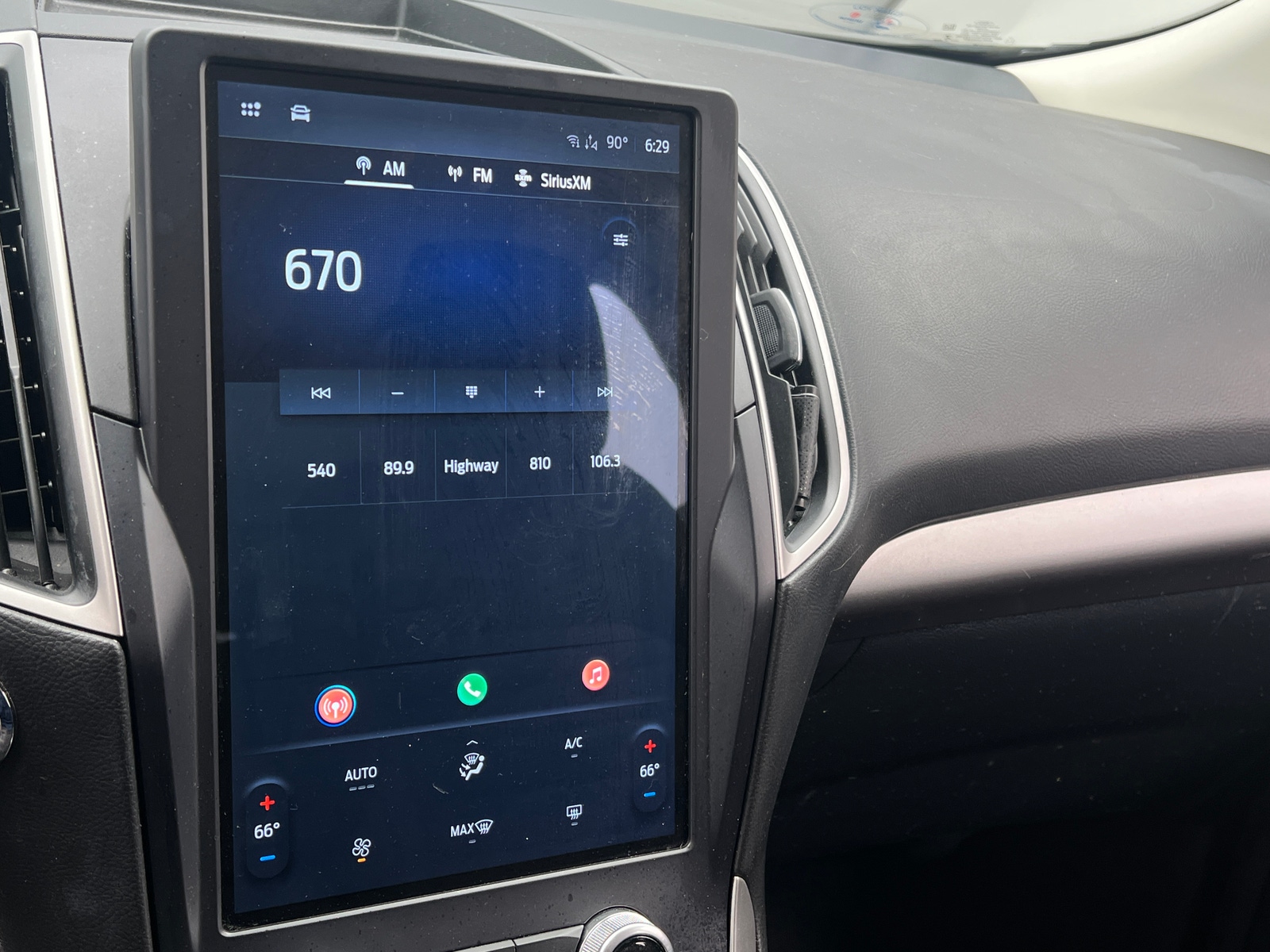 Thumbnail: 2022 Ford Edge - 4