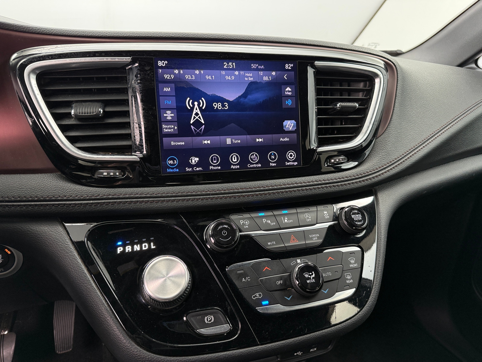 Thumbnail: 2020 Chrysler Pacifica - 3