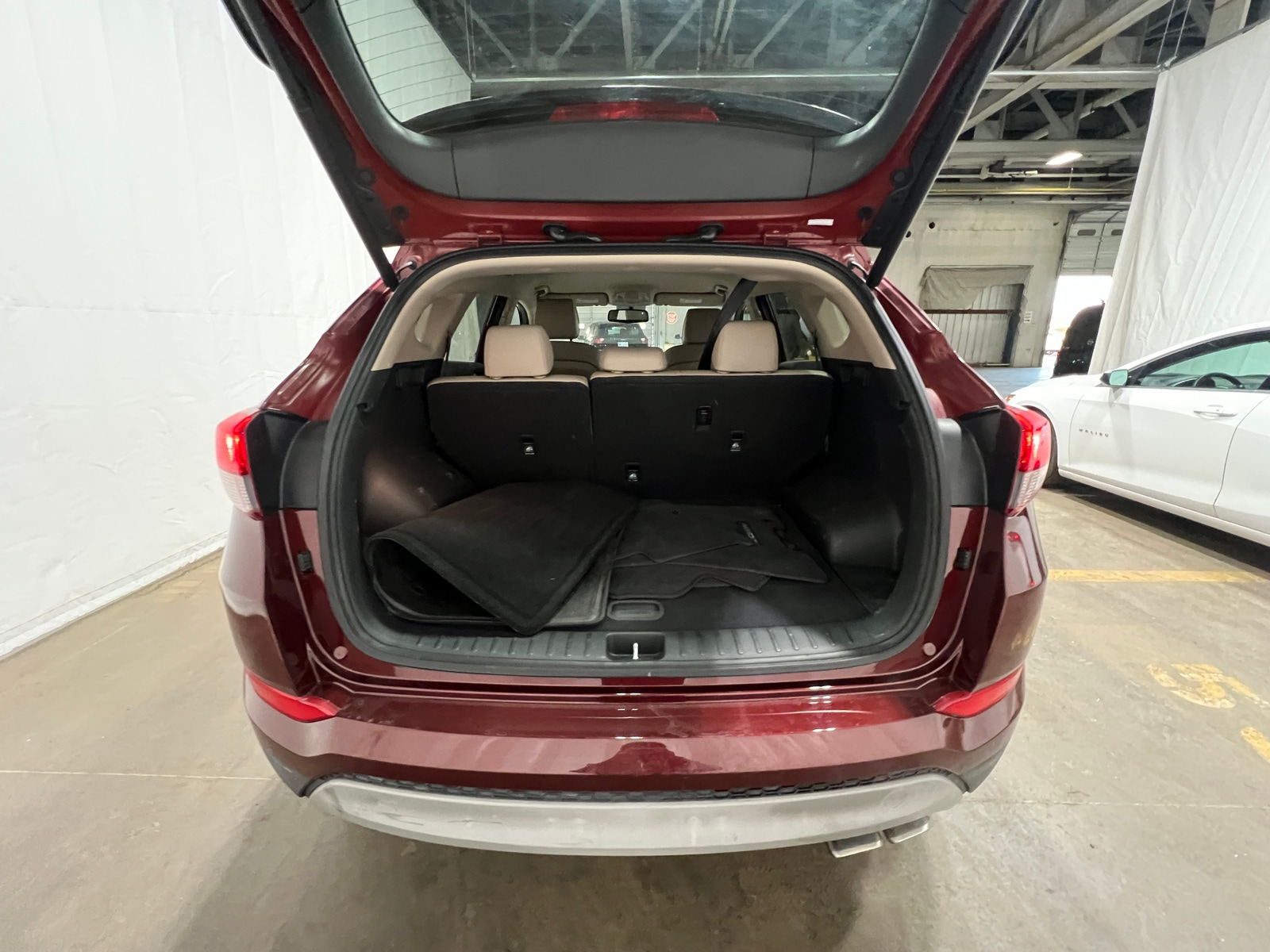 Thumbnail: 2017 Hyundai Tucson - 6