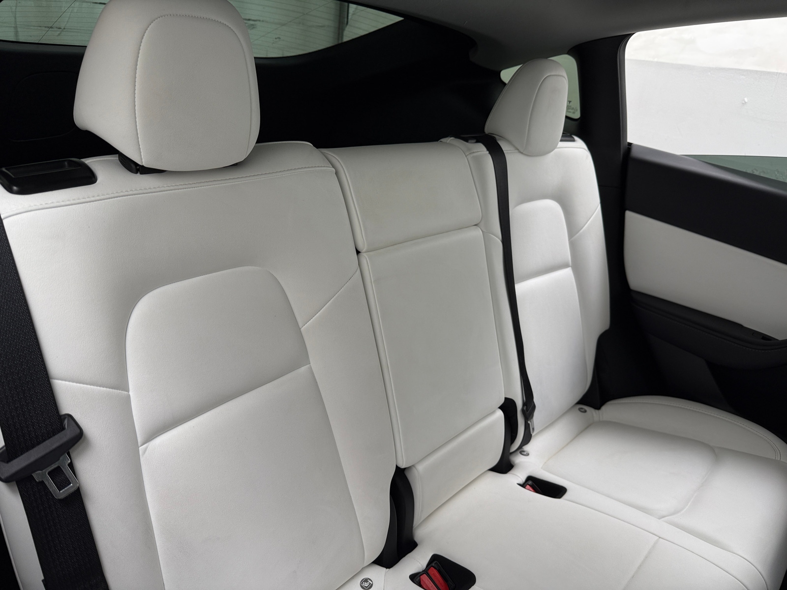 Thumbnail: 2022 Tesla Model Y - 5