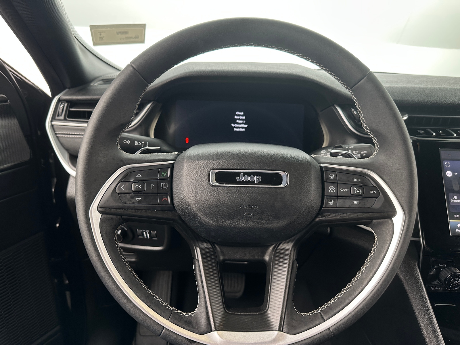 Thumbnail: 2025 Jeep Grand Cherokee - 5