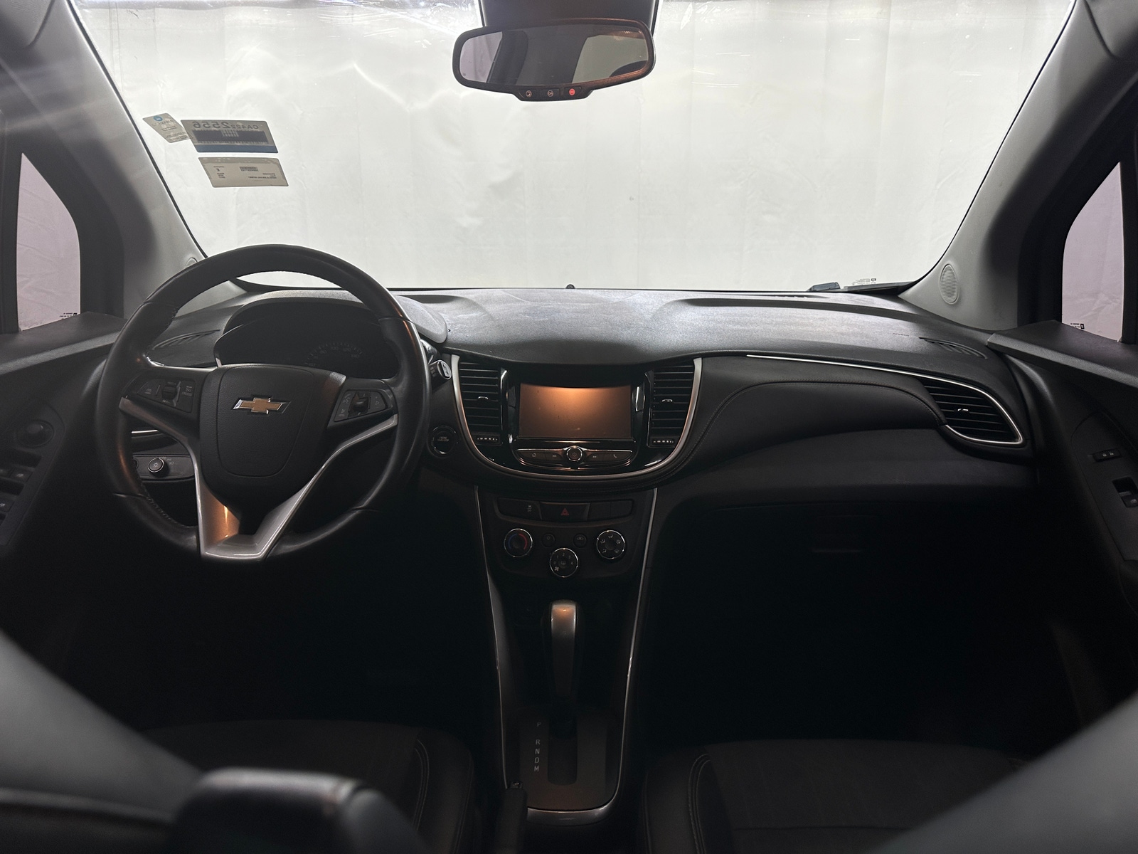 Thumbnail: 2017 Chevrolet Trax - 3