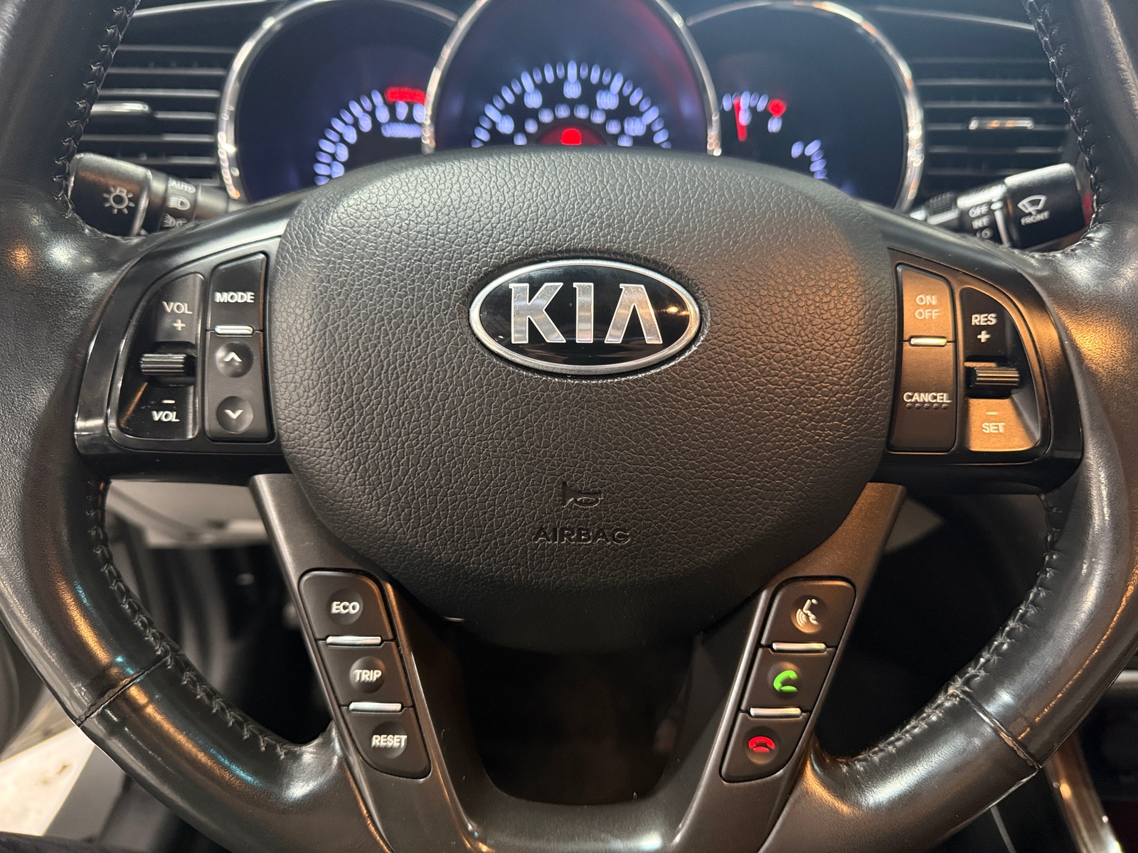 Thumbnail: 2013 Kia Optima - 4