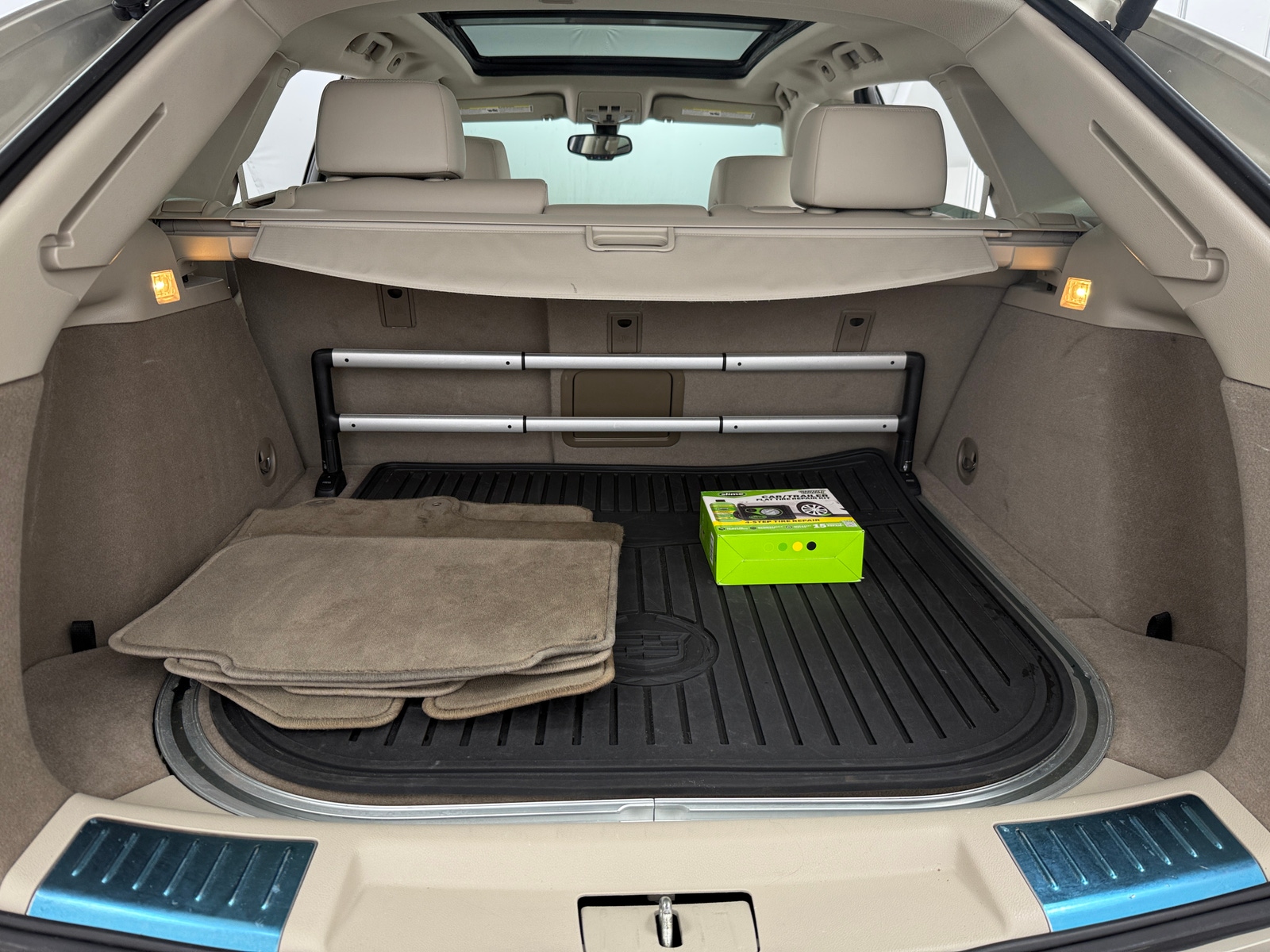 Thumbnail: 2016 Cadillac SRX - 6