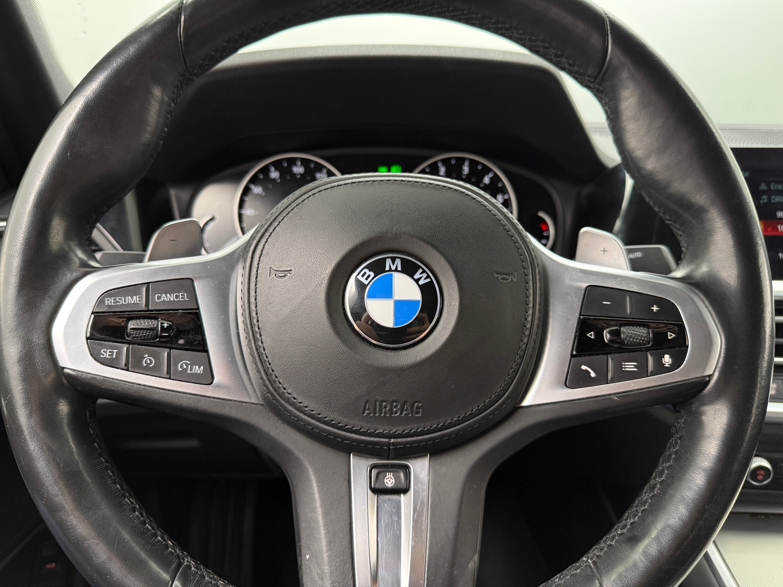 Thumbnail: 2020 BMW 3 Series - 4