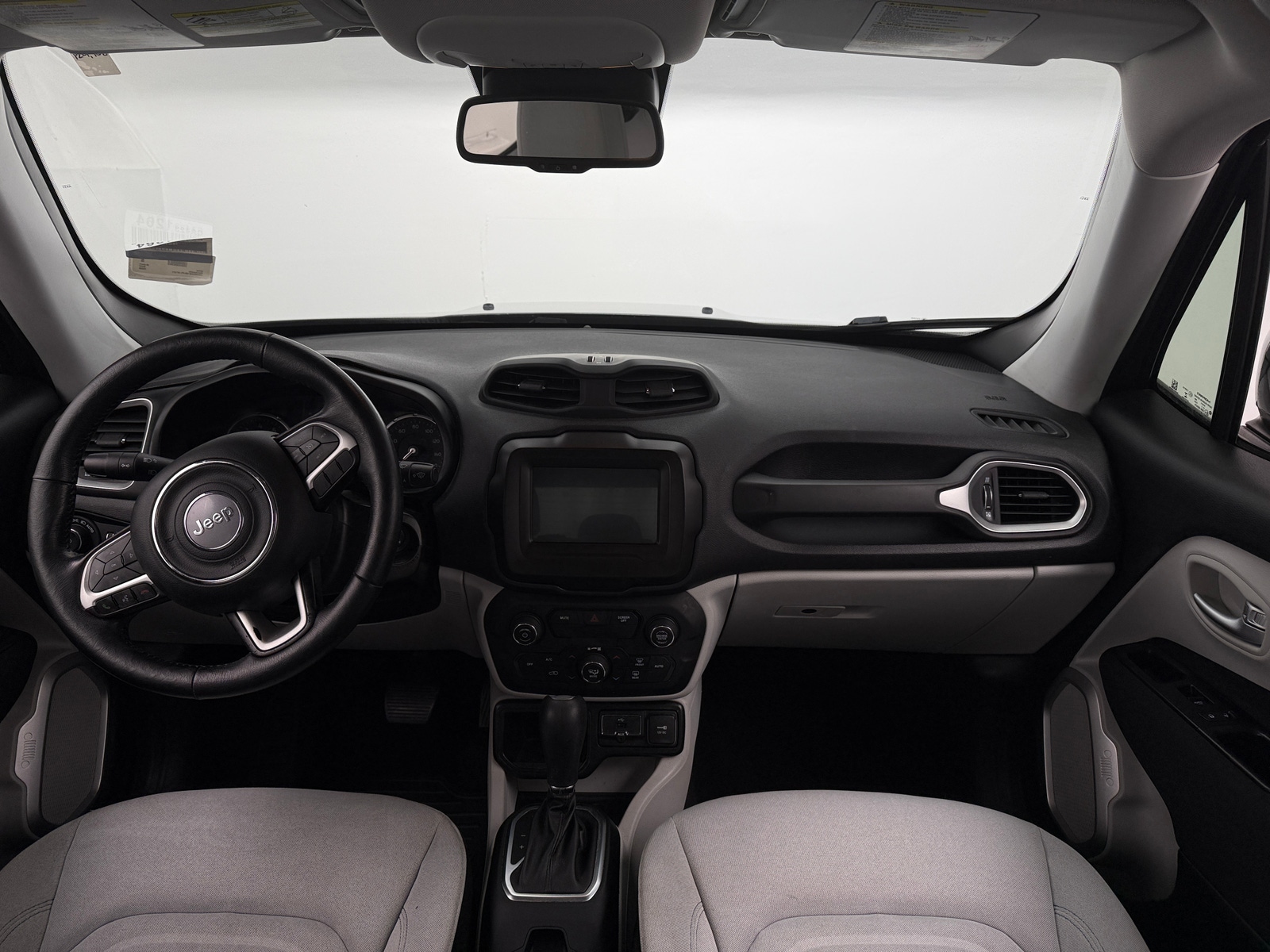 Thumbnail: 2020 Jeep Renegade - 3