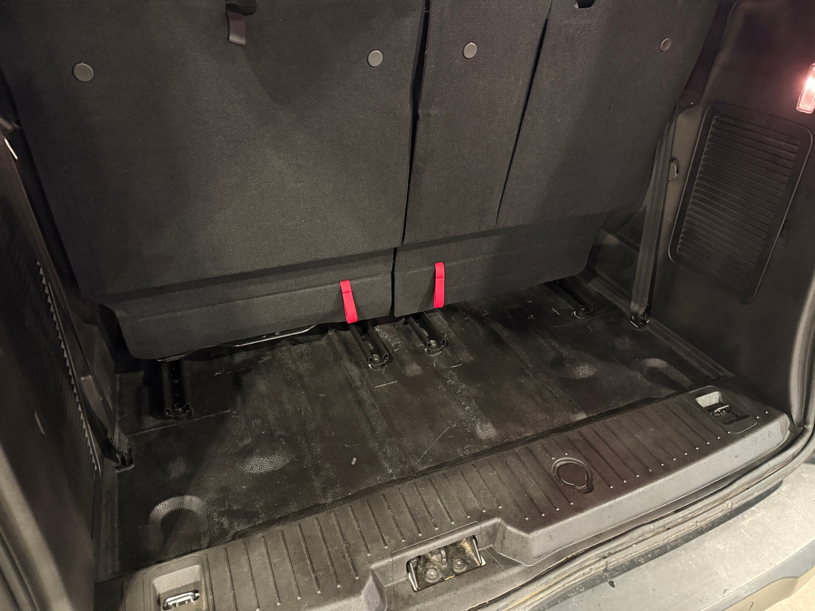 Thumbnail: 2020 Ford Transit Series - 6