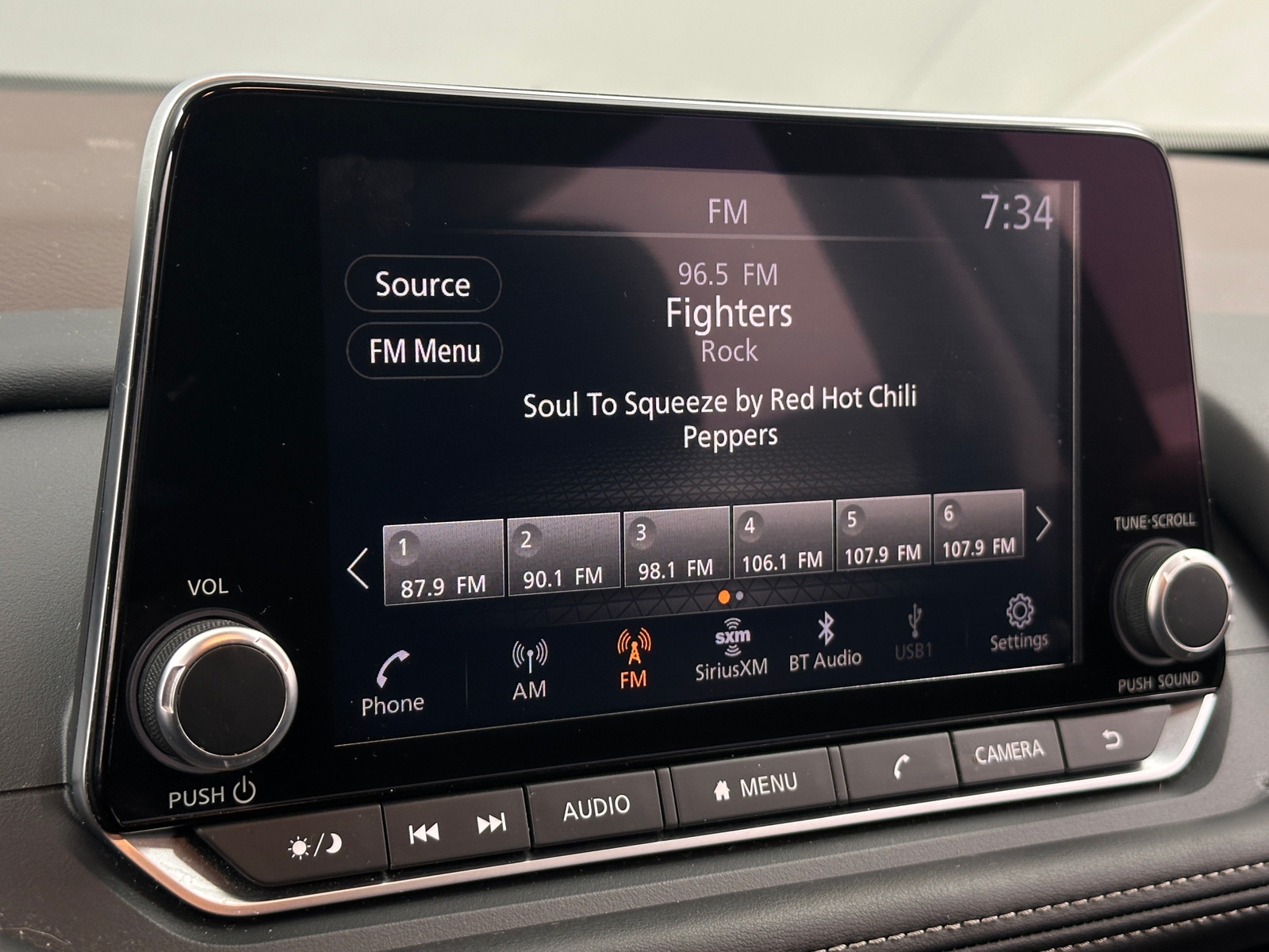 Thumbnail: 2023 Nissan Rogue - 4