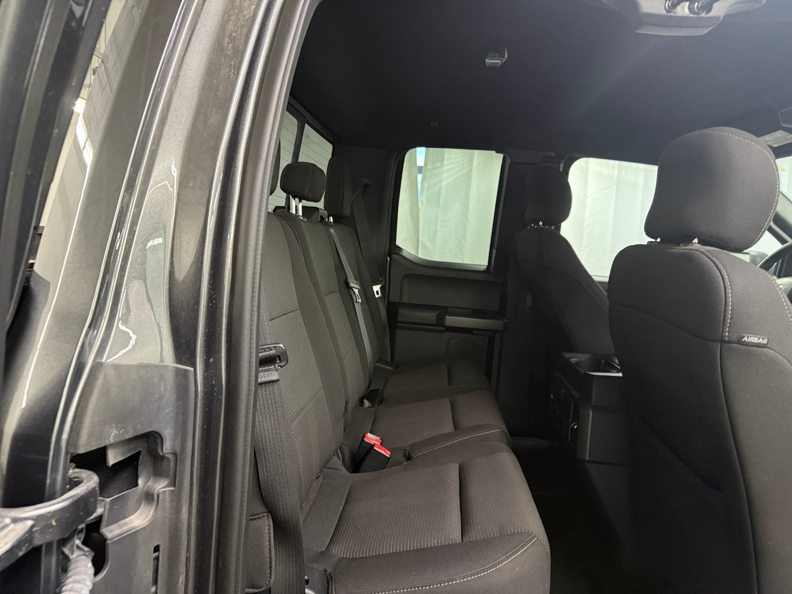 Thumbnail: 2017 Ford Econoline - 6