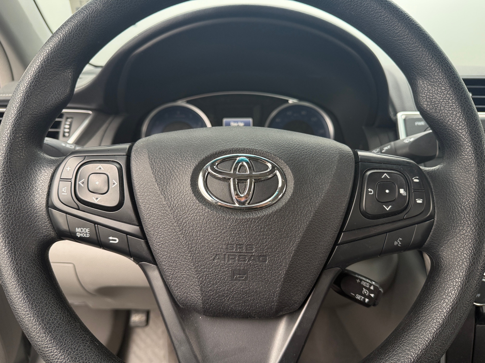 Thumbnail: 2017 Toyota Camry - 5