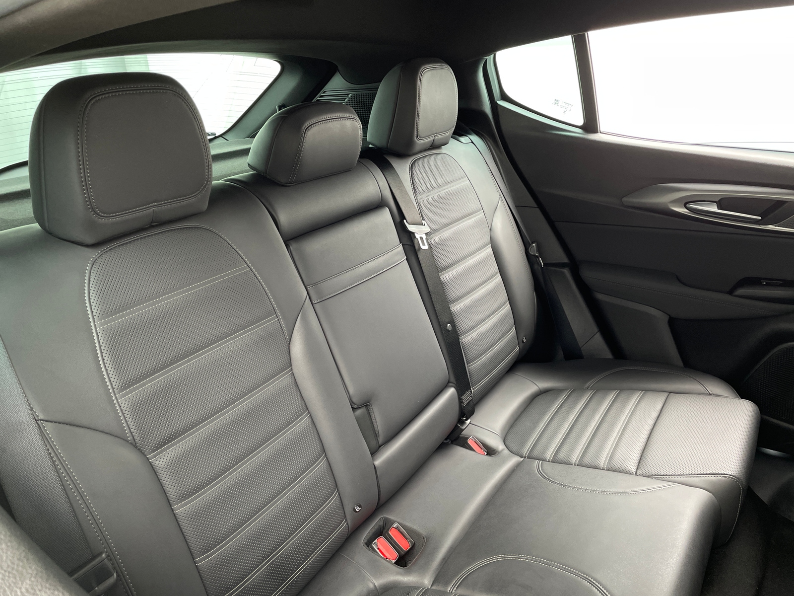 Thumbnail: 2024 Alfa Romeo Tonale - 5